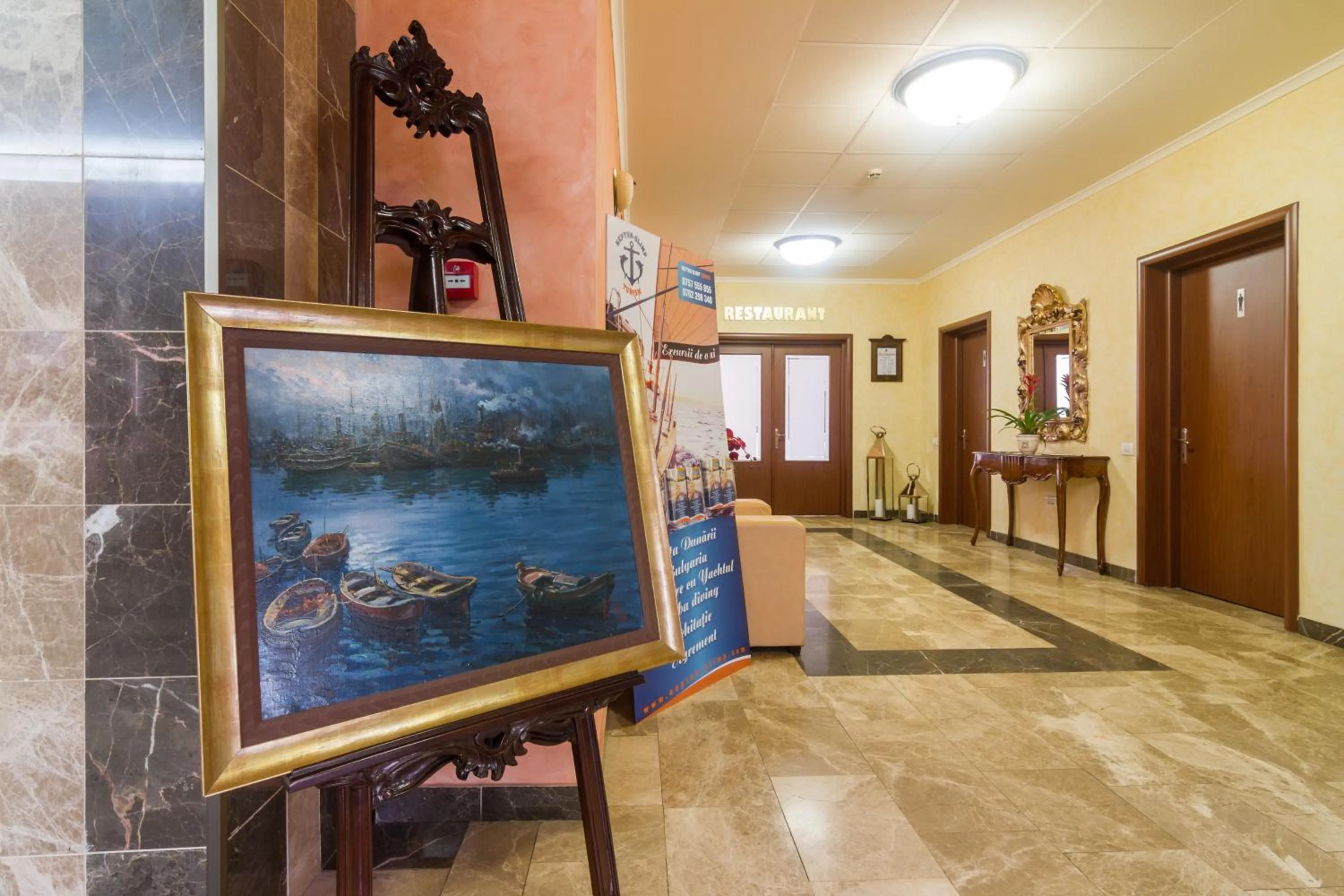 Lobby or reception in Hotel Saturn