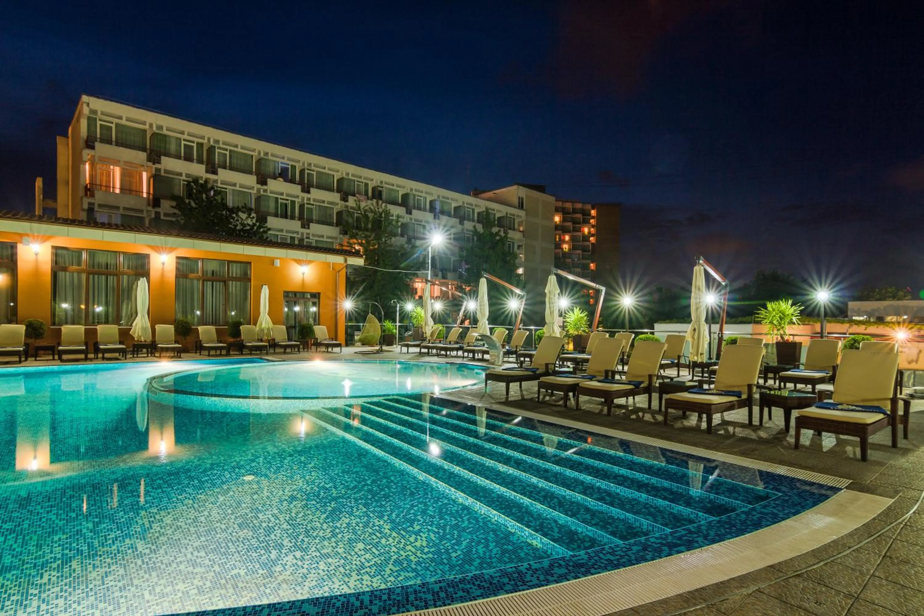 Night in Hotel Saturn