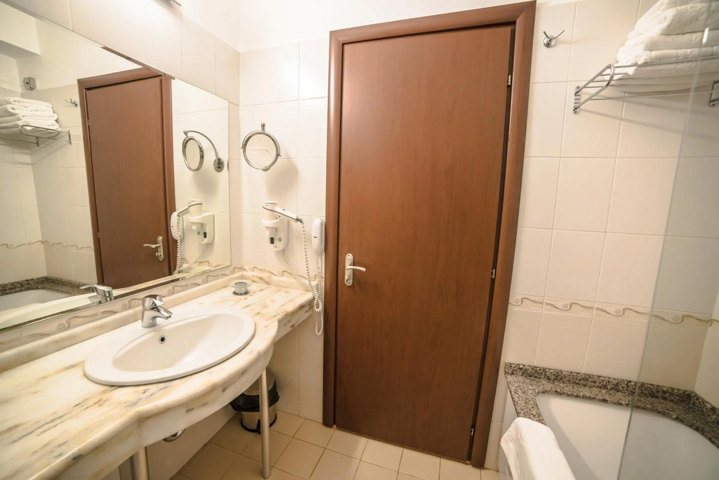 Bathroom in Hotel Saturn