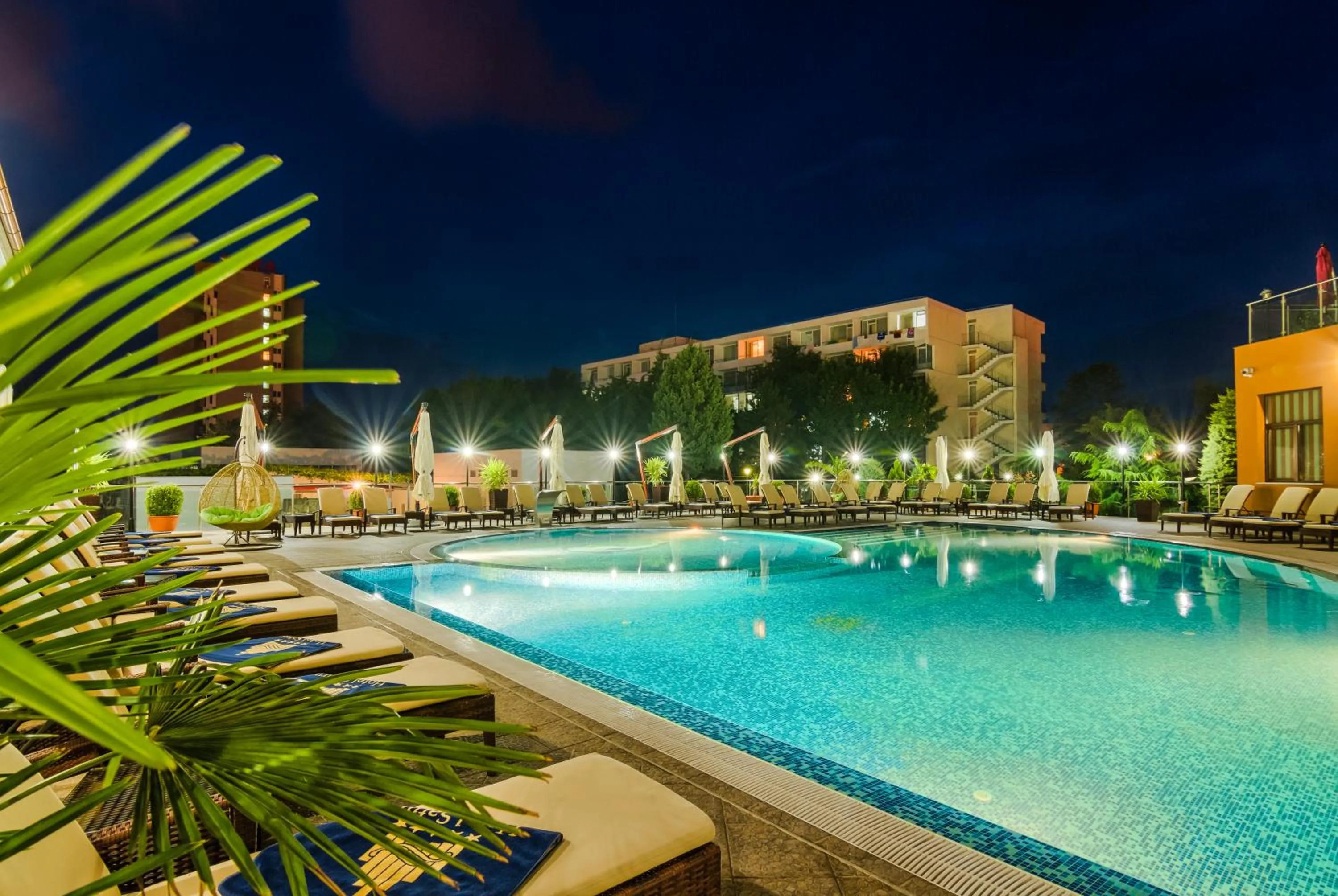 Night in Hotel Saturn