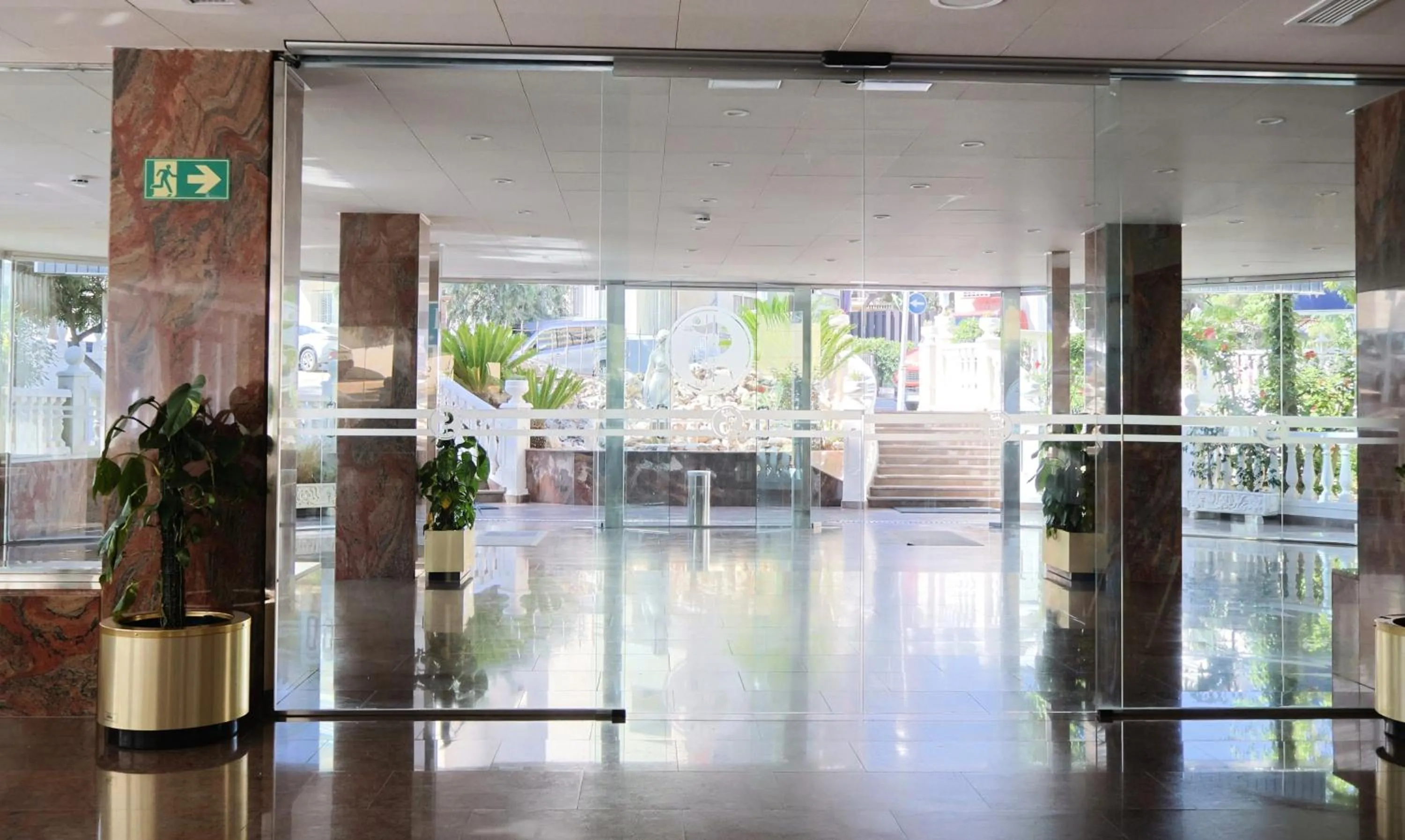 Property building in Santa Monica Playa