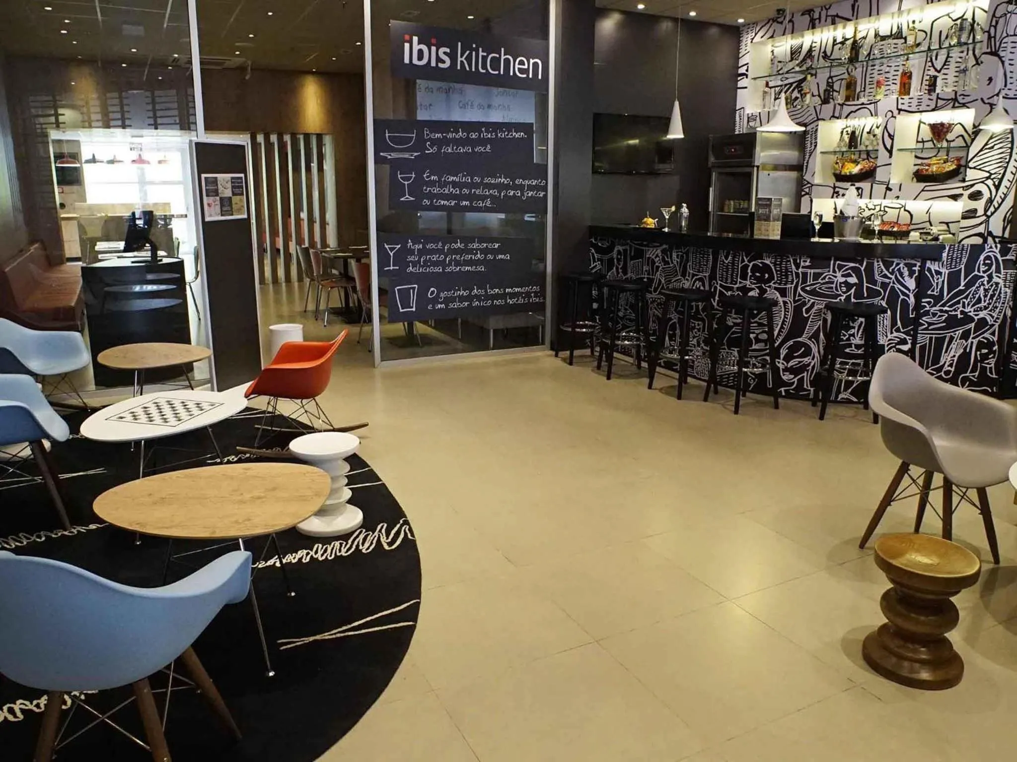 Lounge or bar in ibis Osasco