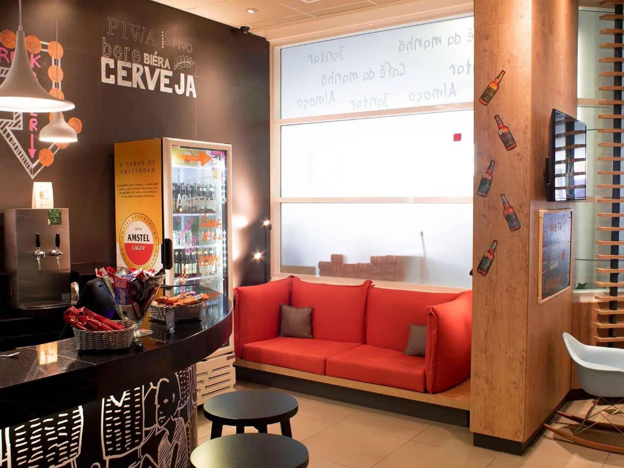 Lounge or bar in ibis Osasco