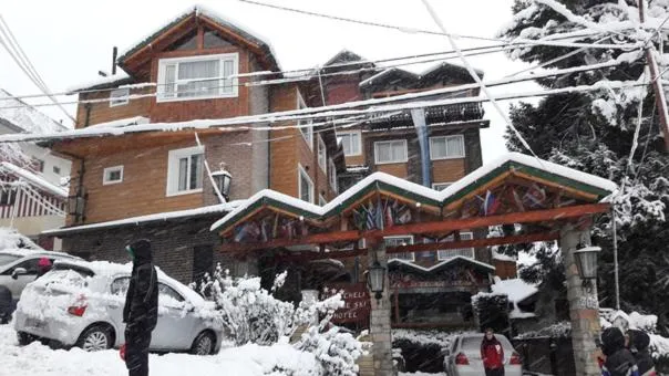 Property building in Ruca Cheli Village Ski Hotel