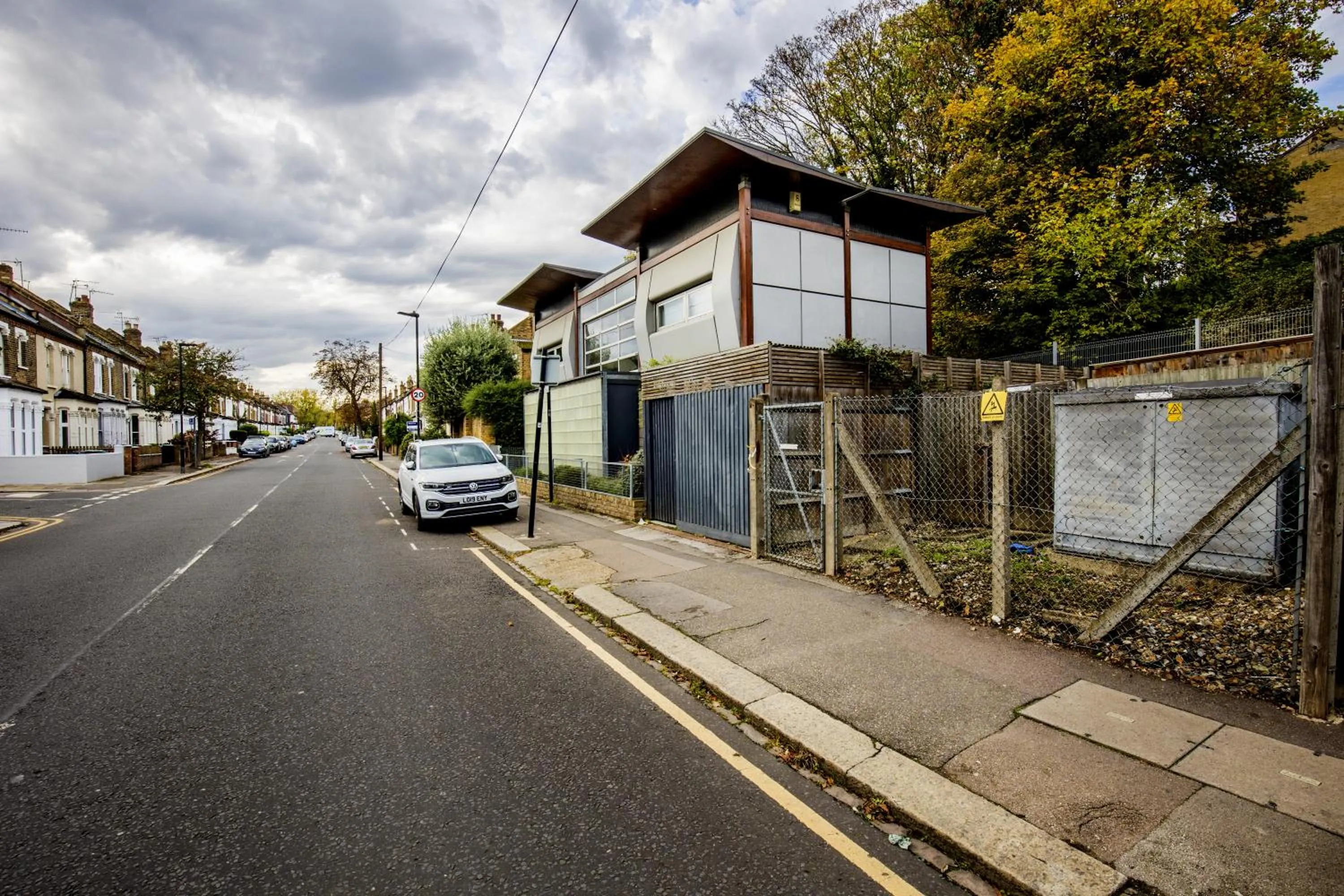 Day in Manor House Studios By Morethanstays