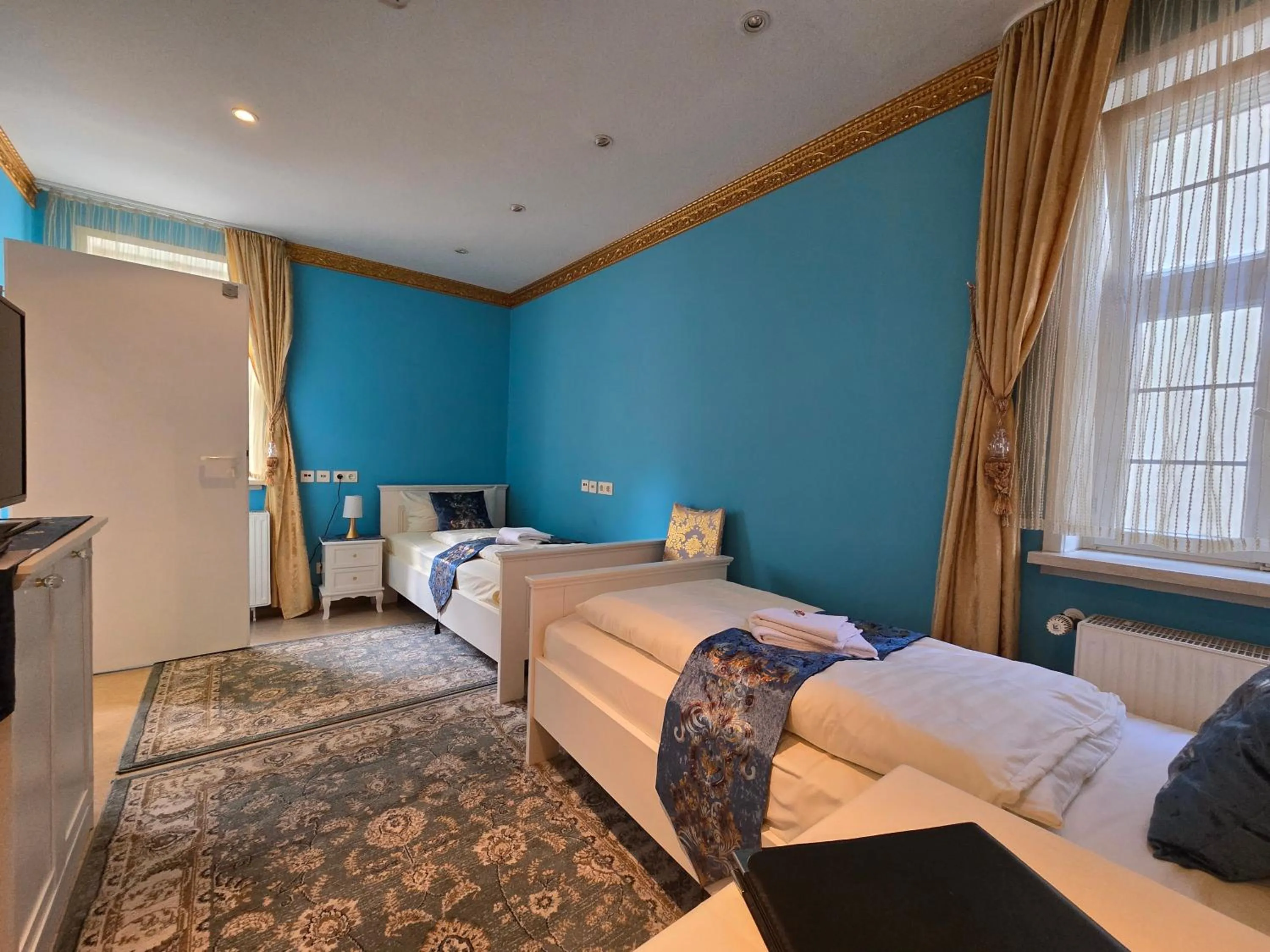 Photo of the whole room, Bed in Hotel & Café Schachtenburg