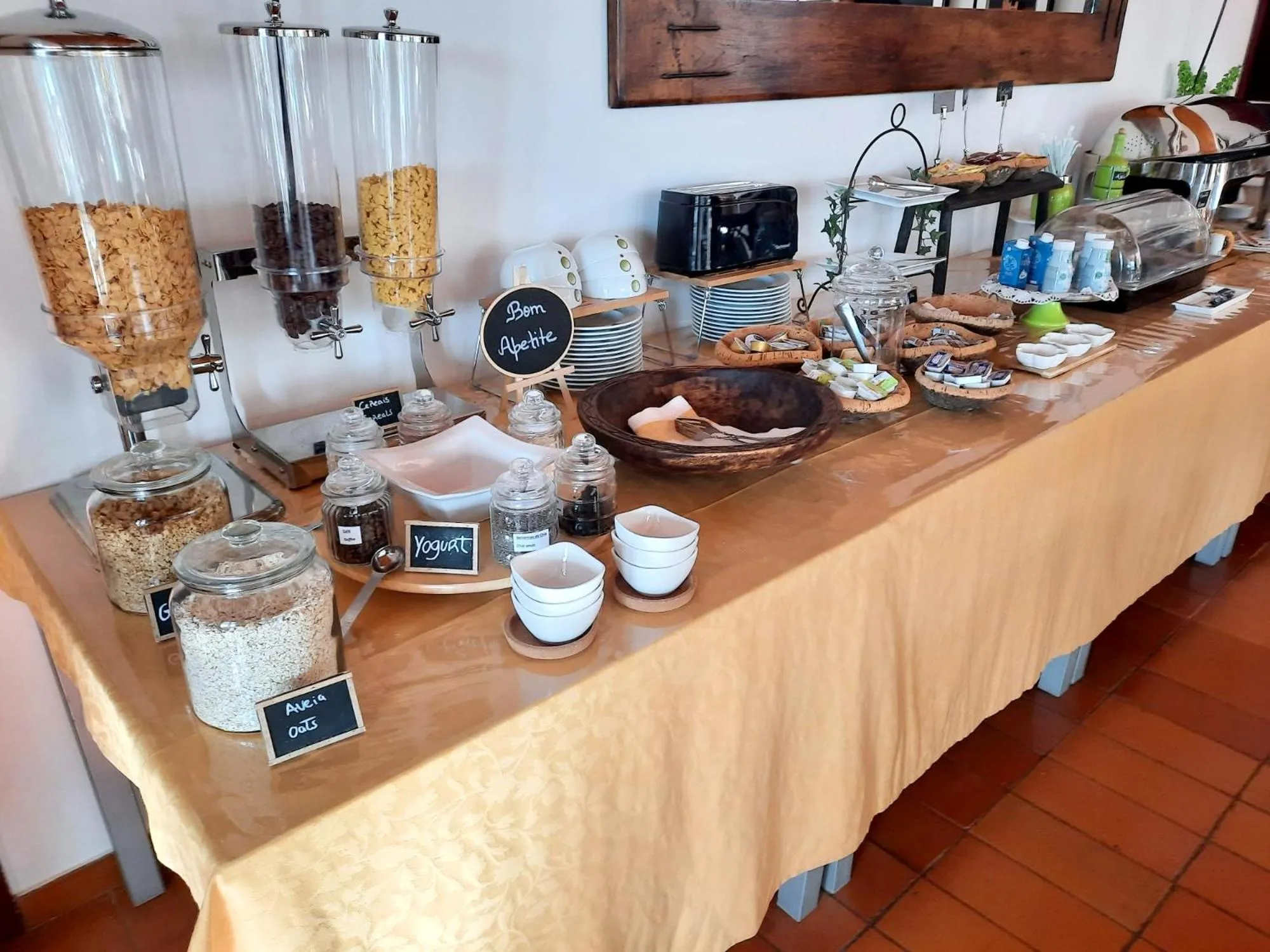 Breakfast in Naturarte Campo - Duna Parque Resorts & Hotels