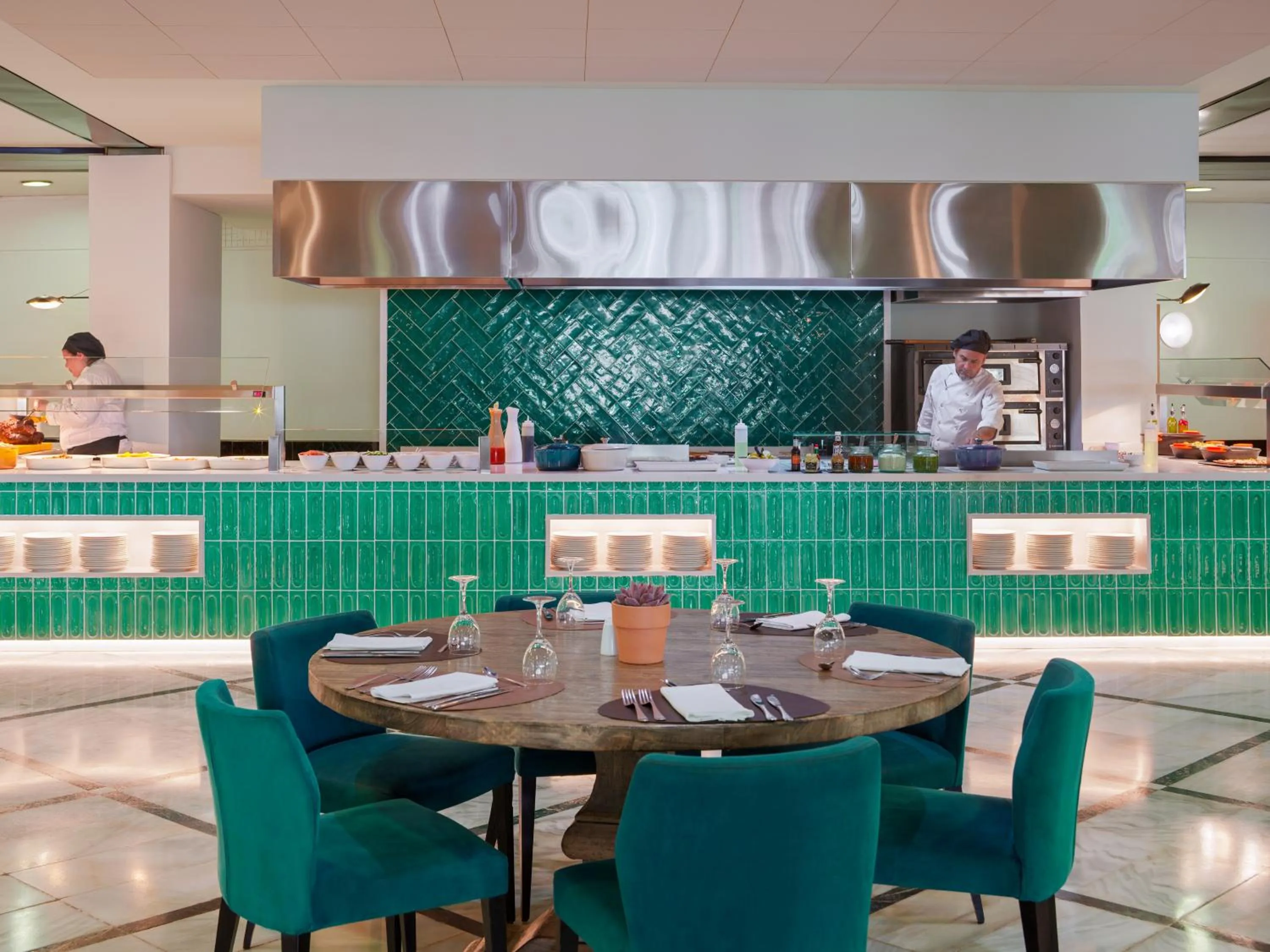 Restaurant/places to eat in H10 Cambrils Playa