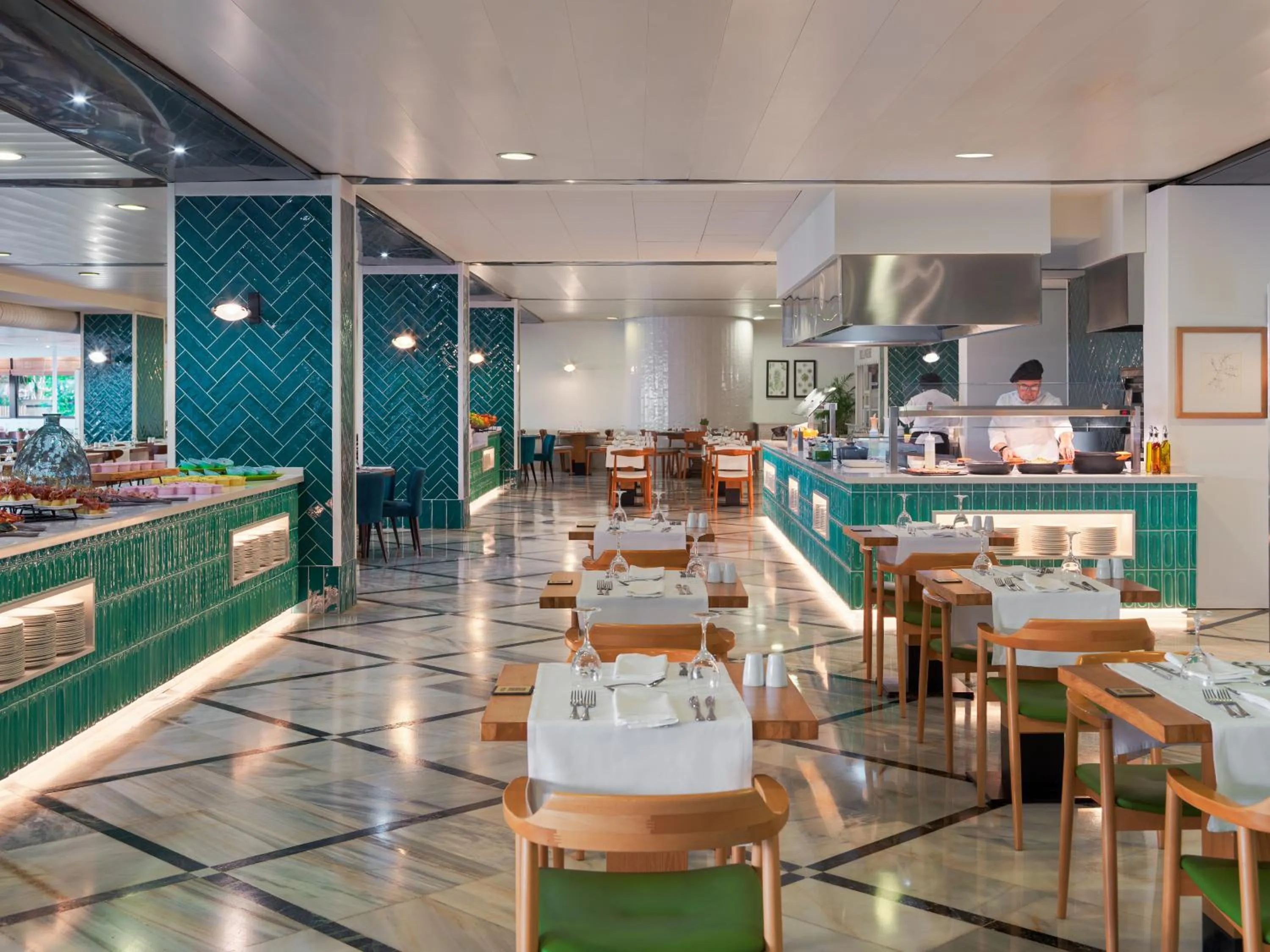 Restaurant/places to eat in H10 Cambrils Playa