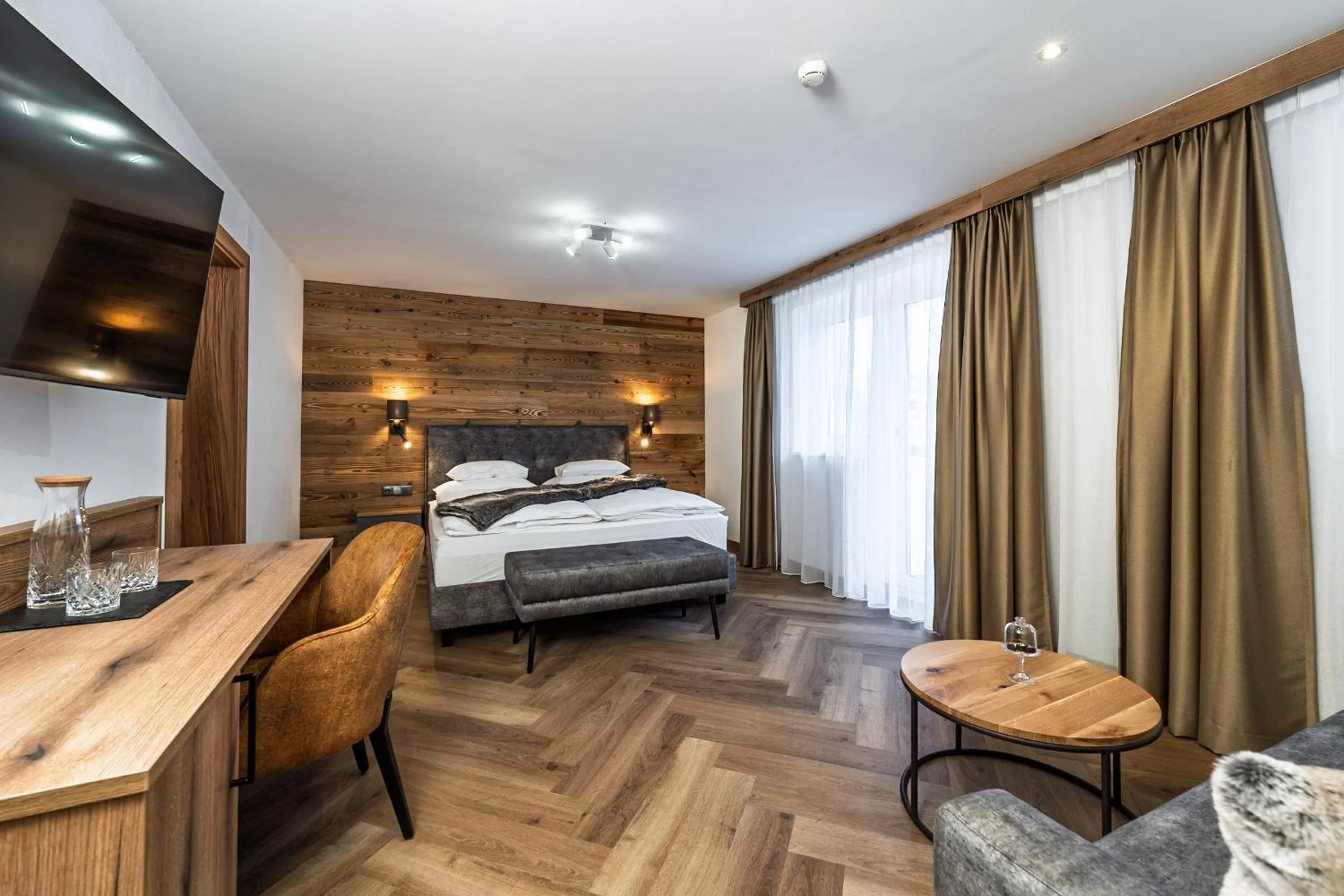 Bed in Hotel Vier Jahreszeiten