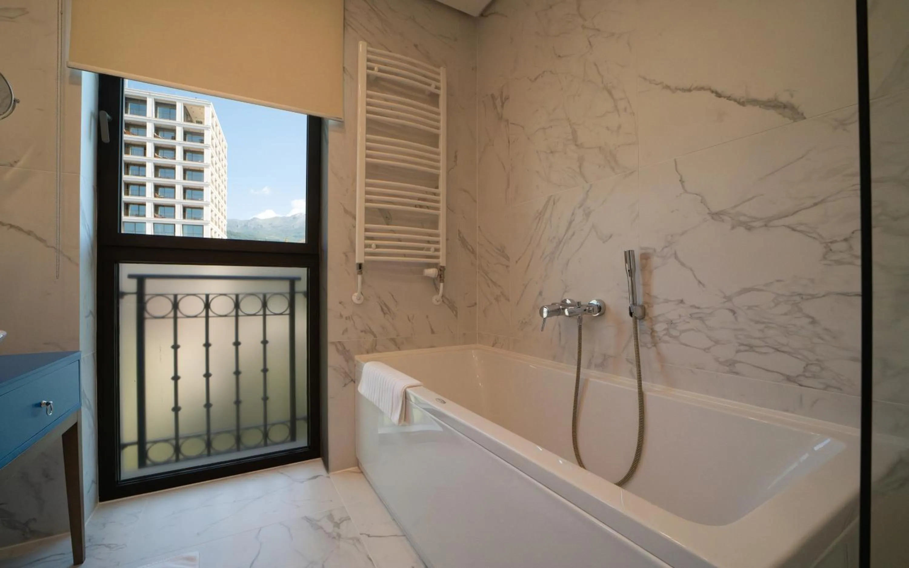 Bathroom in Hotel Majestic