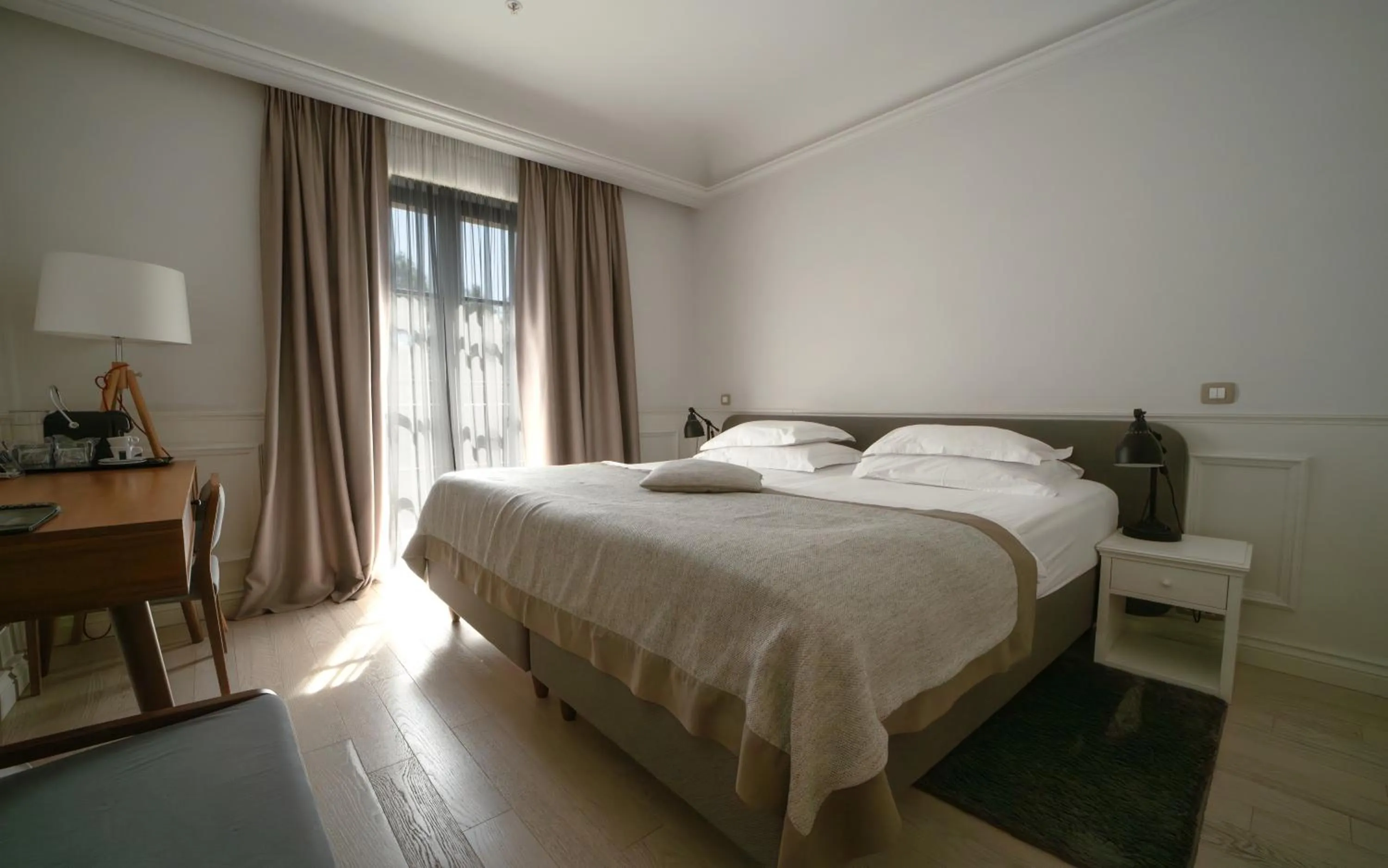 Photo of the whole room, Bed in Hotel Majestic