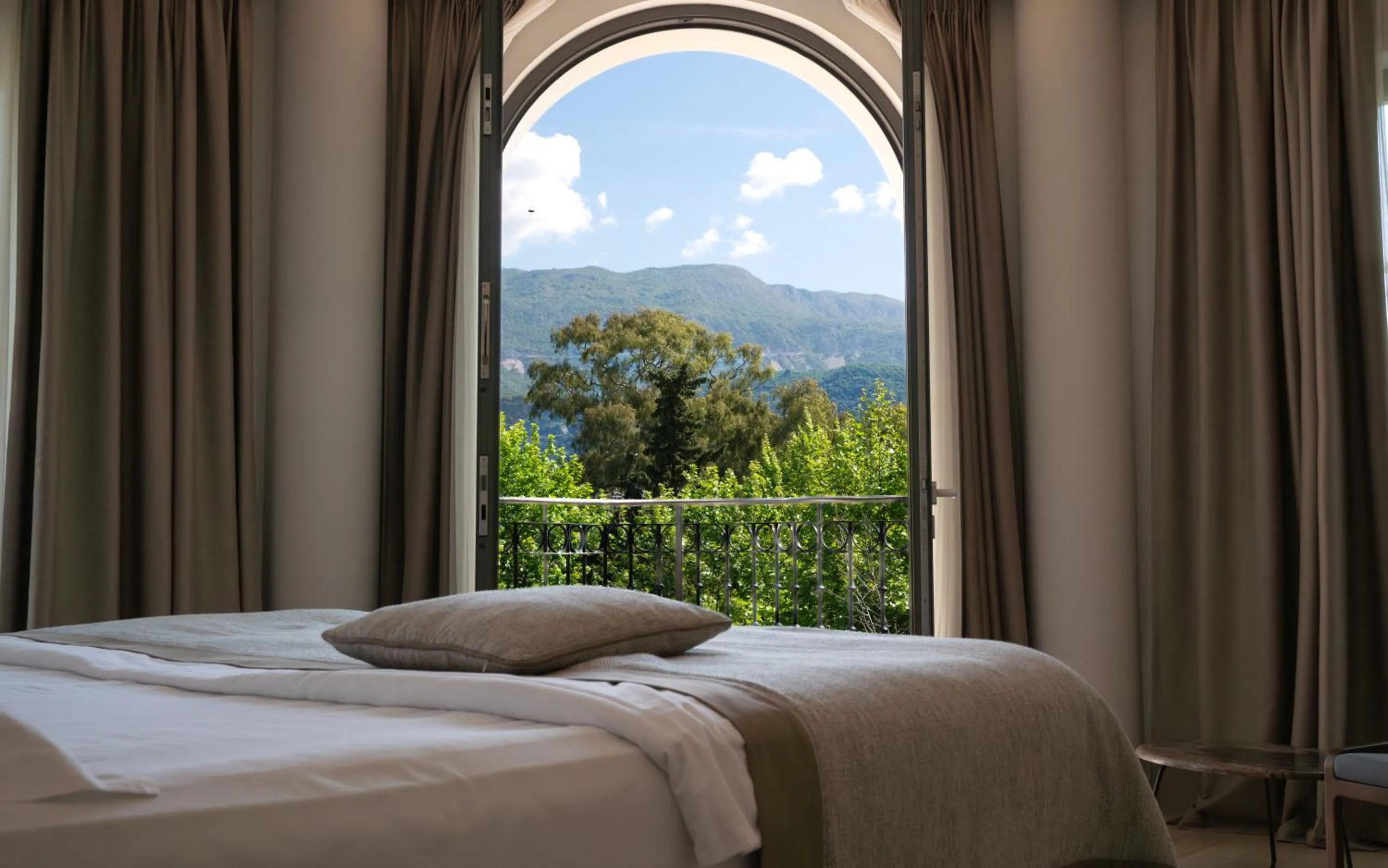 Bed in Hotel Majestic