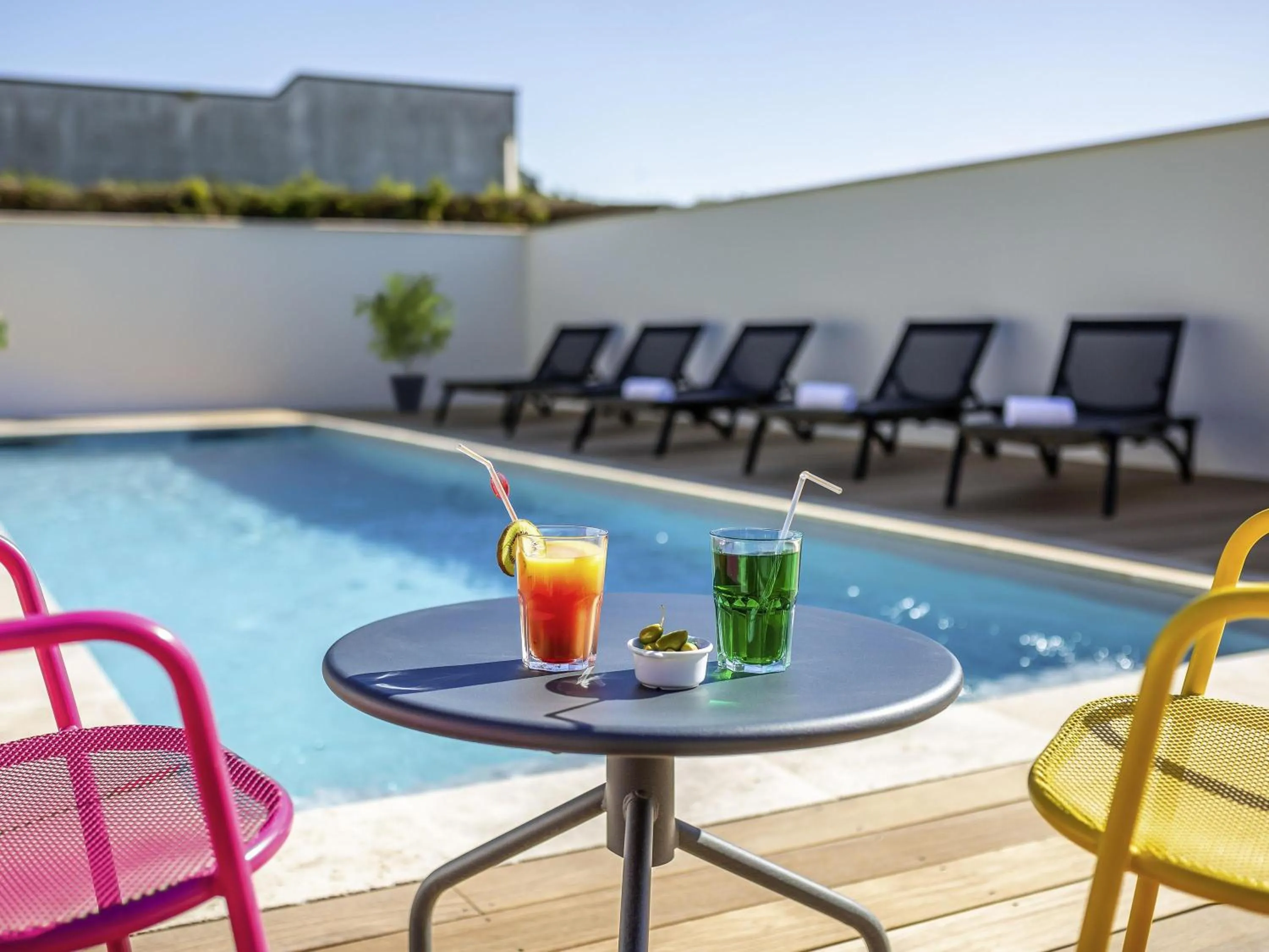 Lounge or bar in ibis Carcassonne Est la Cité