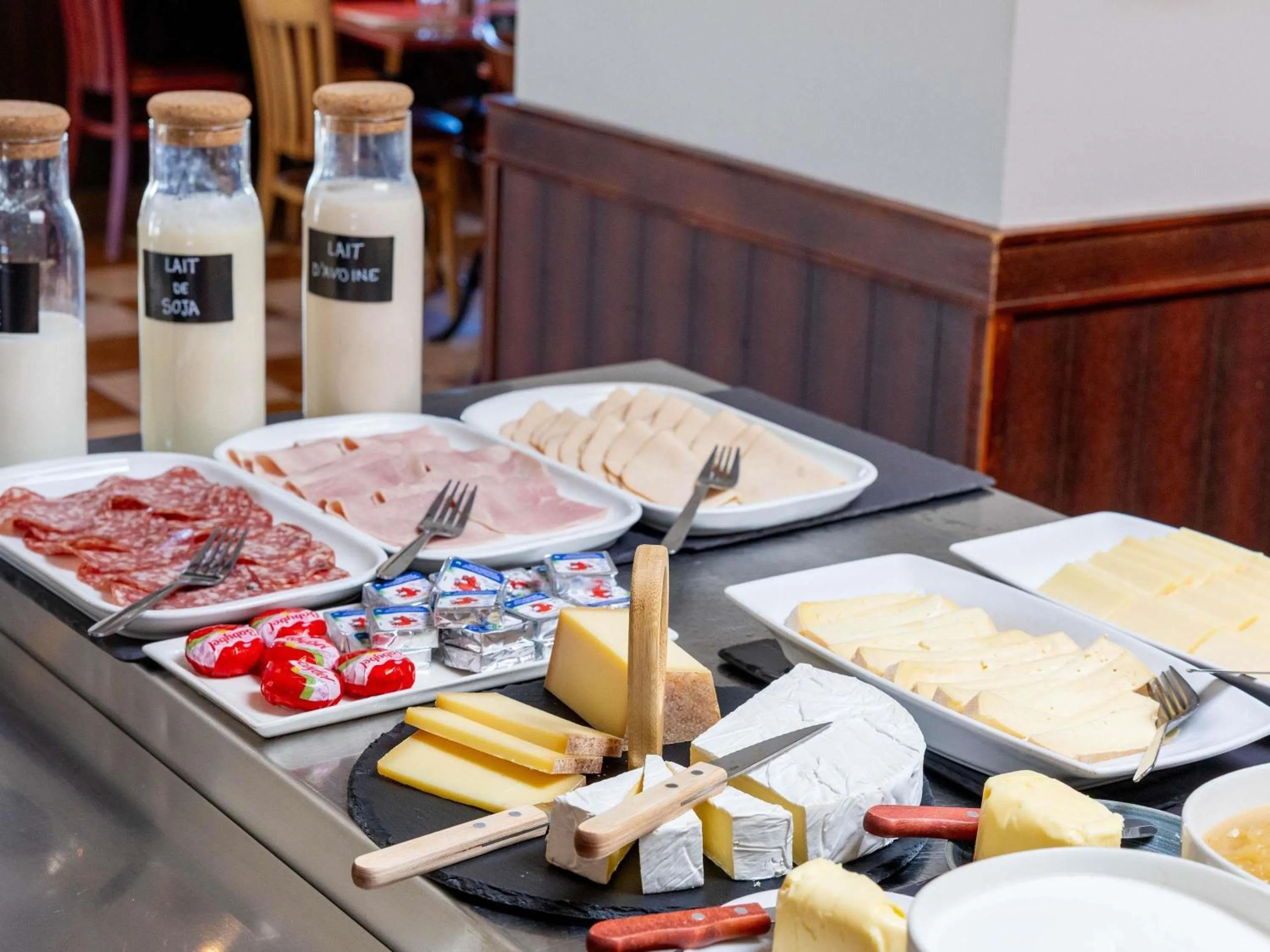 Breakfast in ibis Carcassonne Est la Cité