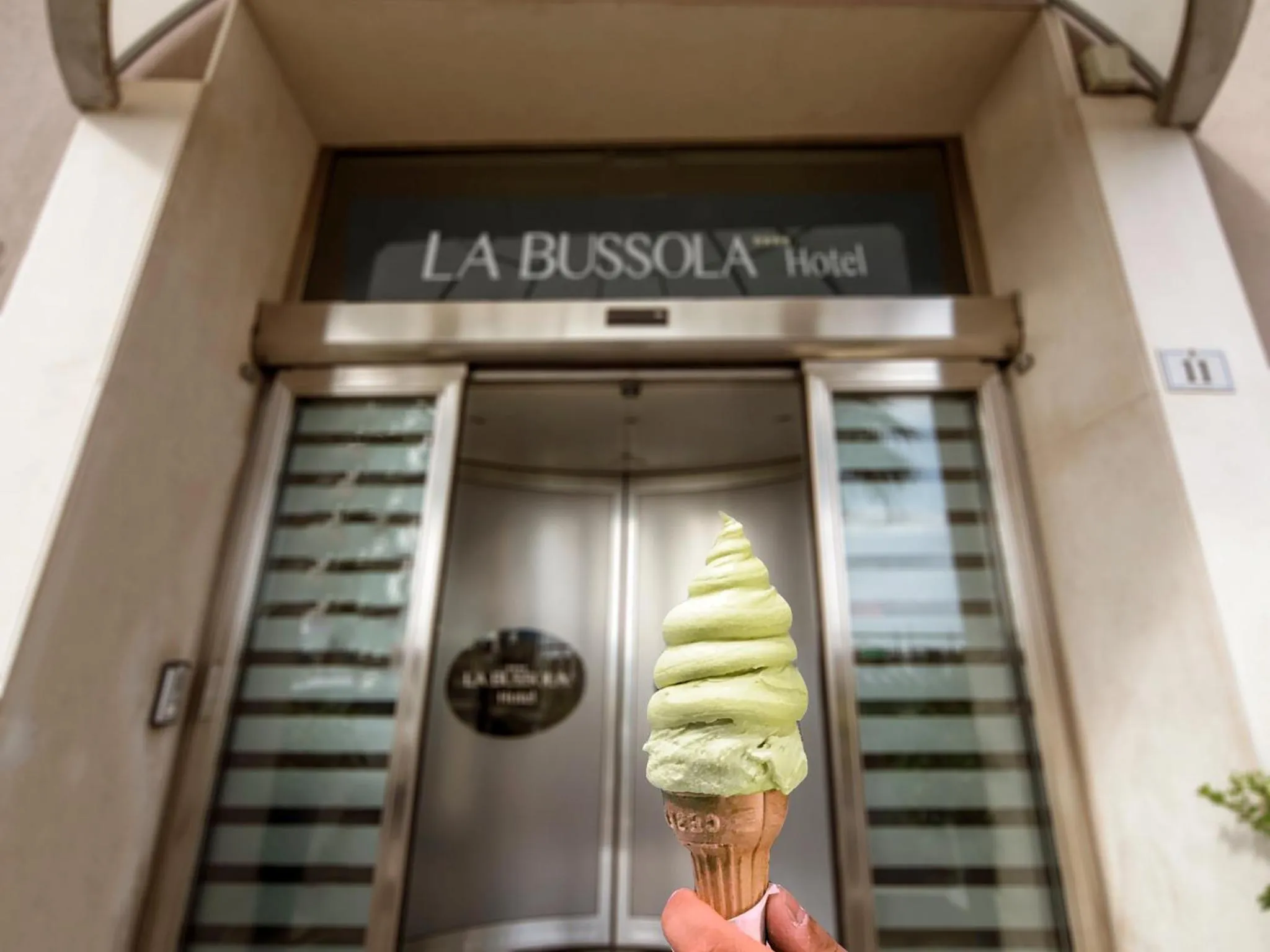 Facade/entrance in Hotel La Bussola