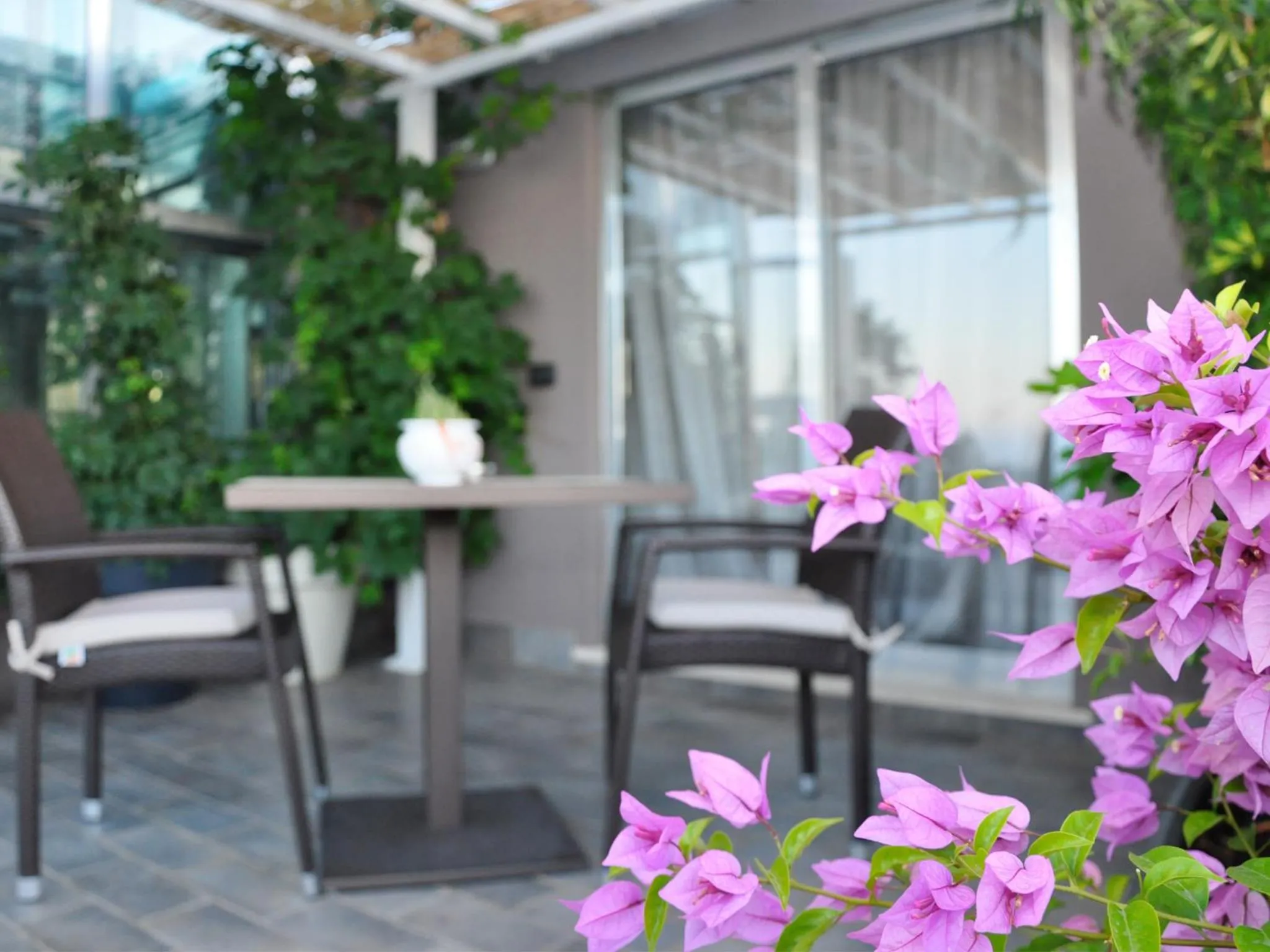 Spring in Hotel La Bussola