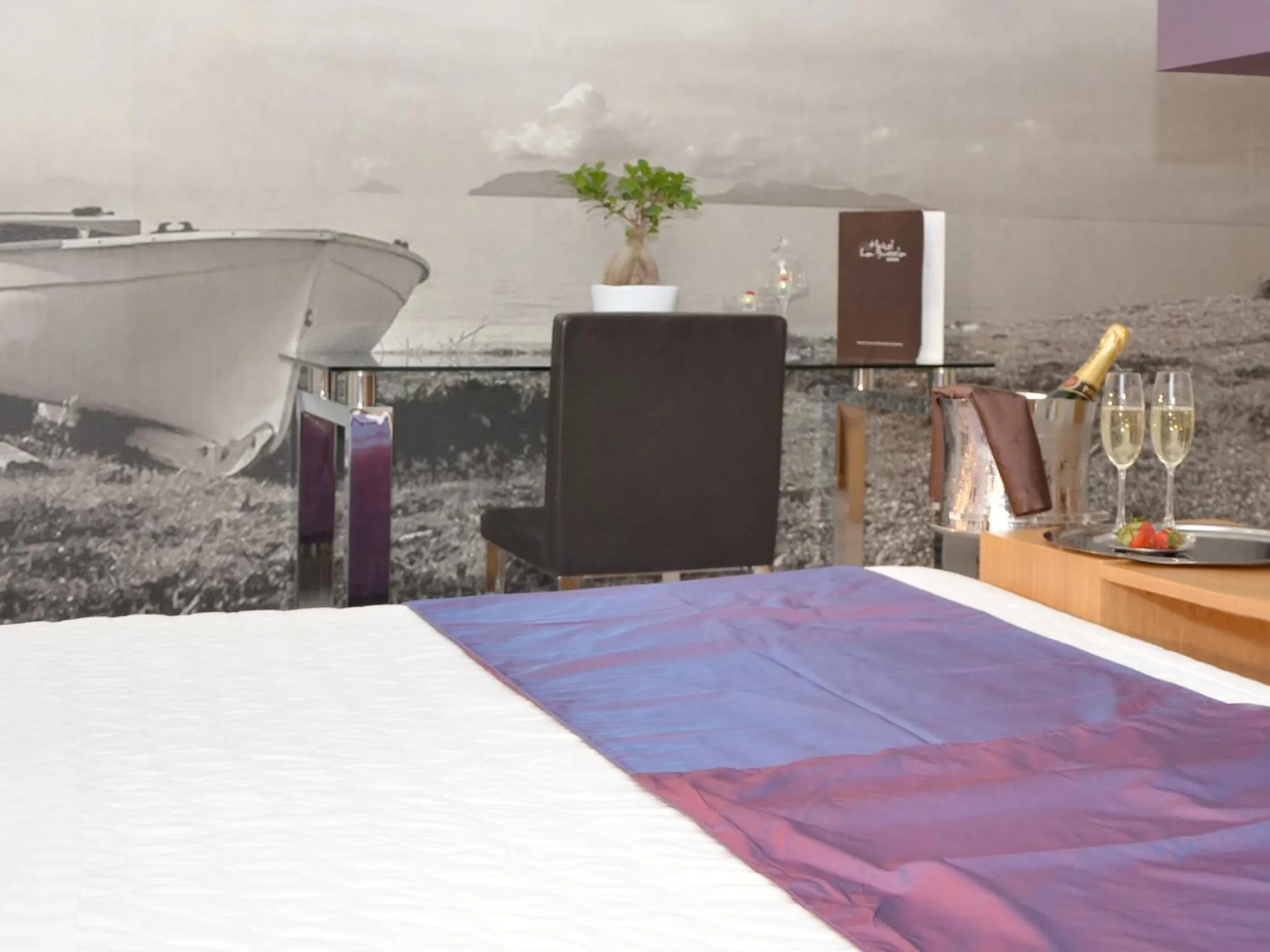 Photo of the whole room in Hotel La Bussola