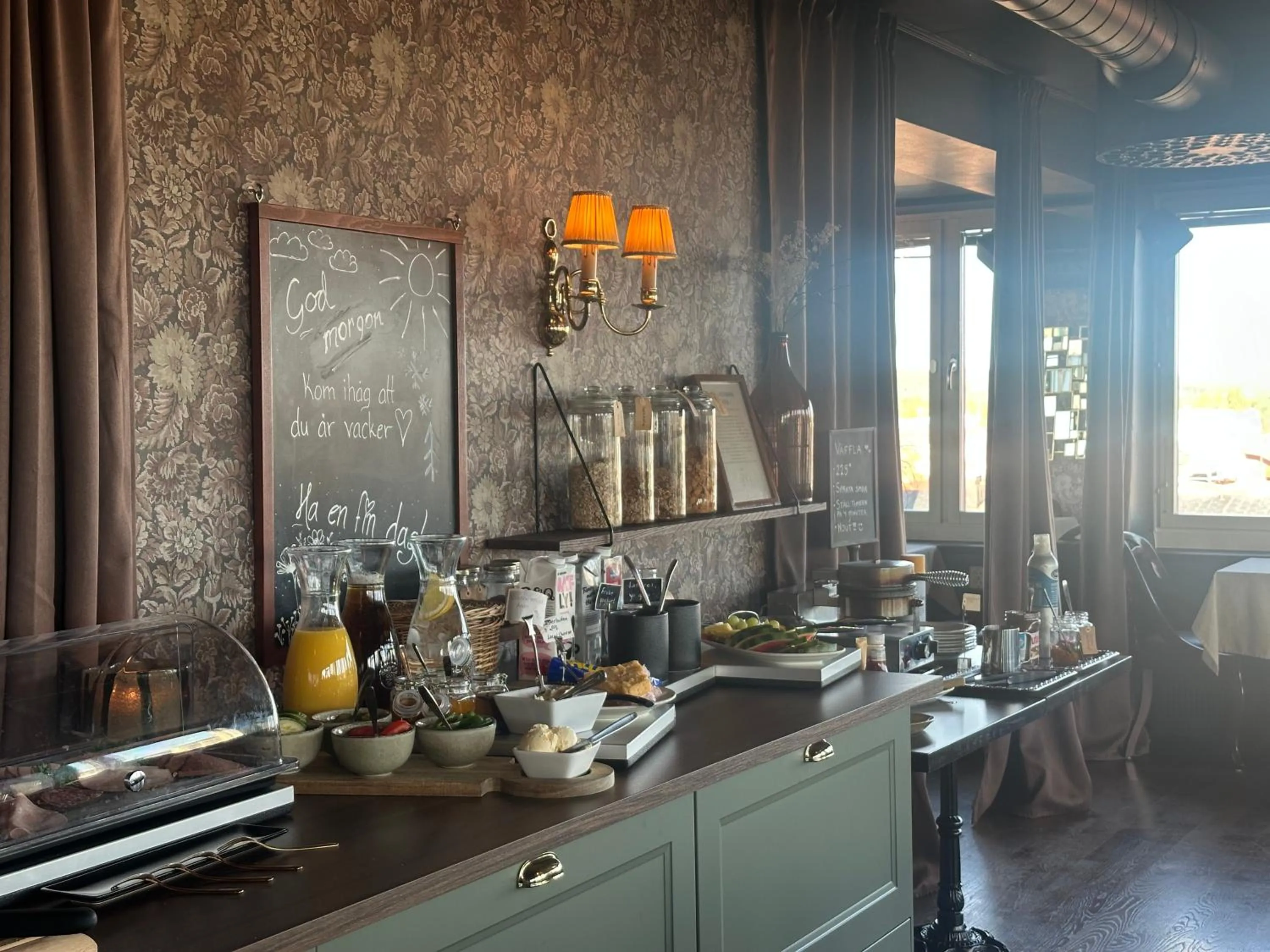 Coffee/tea facilities in Hotel Victoria