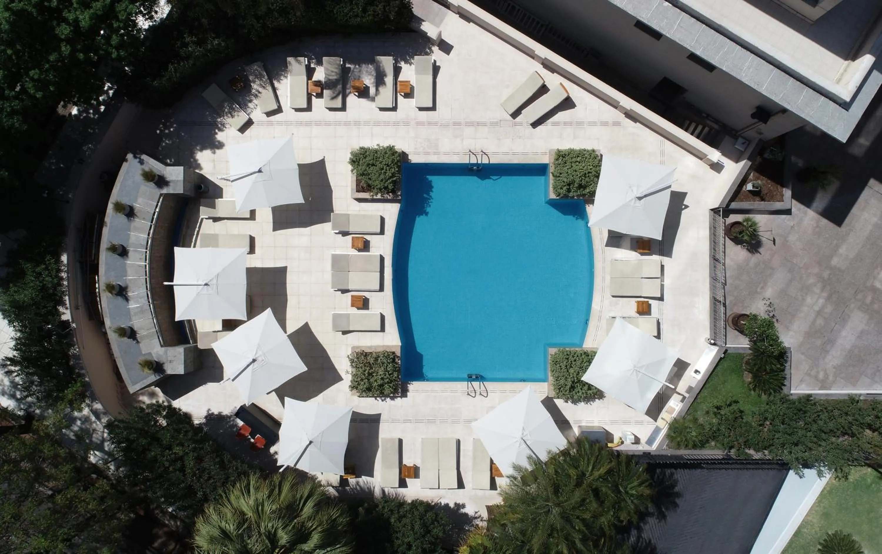 Swimming pool in Park Hyatt Mendoza Hotel, Casino & Spa