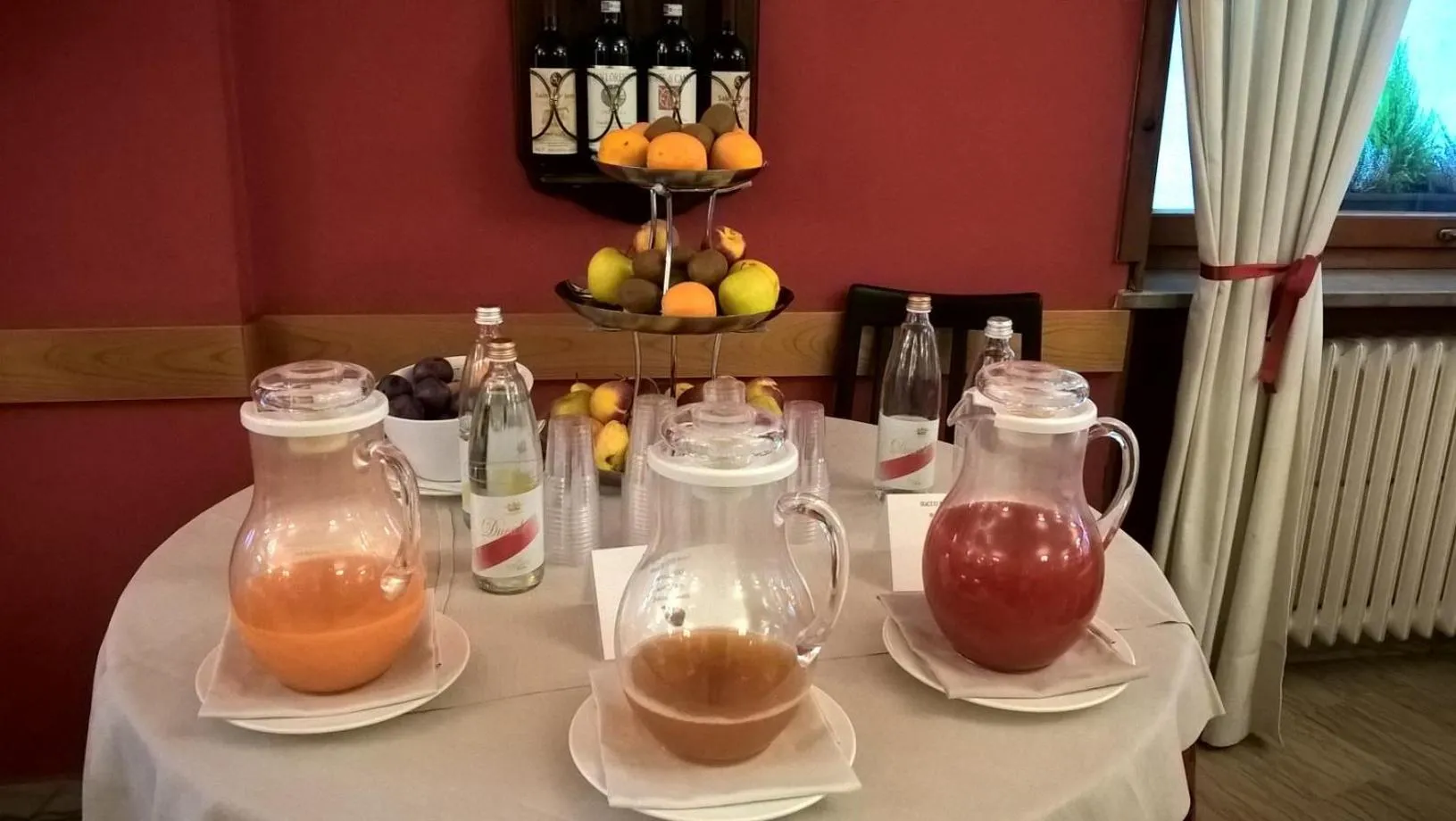 Breakfast in Hotel Corona