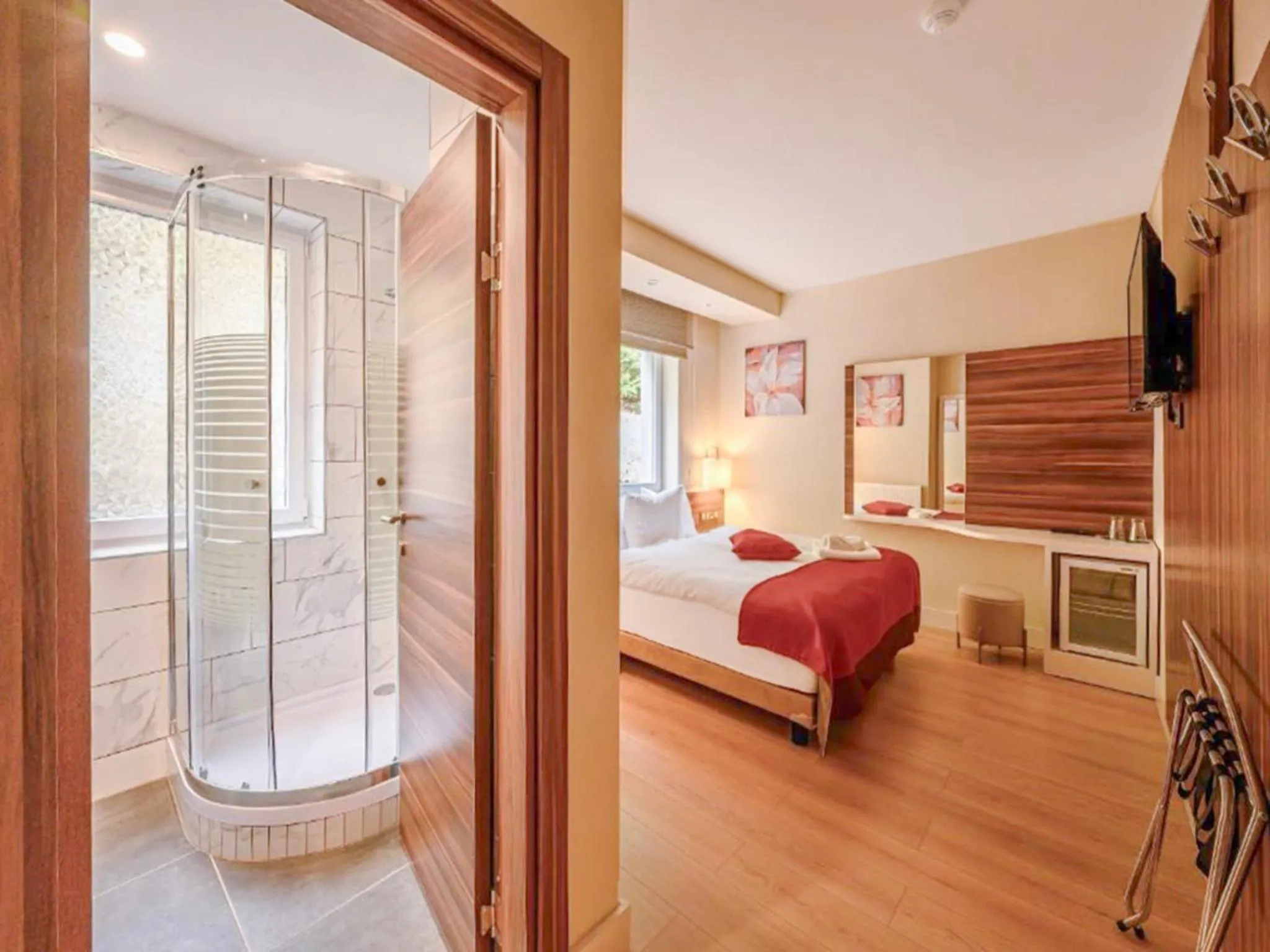 Bathroom, Bed in Sunday Schwarzbachtal Hideaway Resort