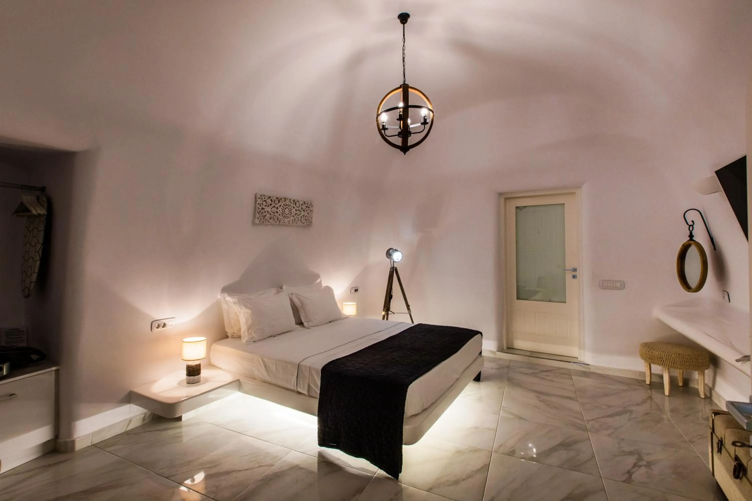 Santorini Delux