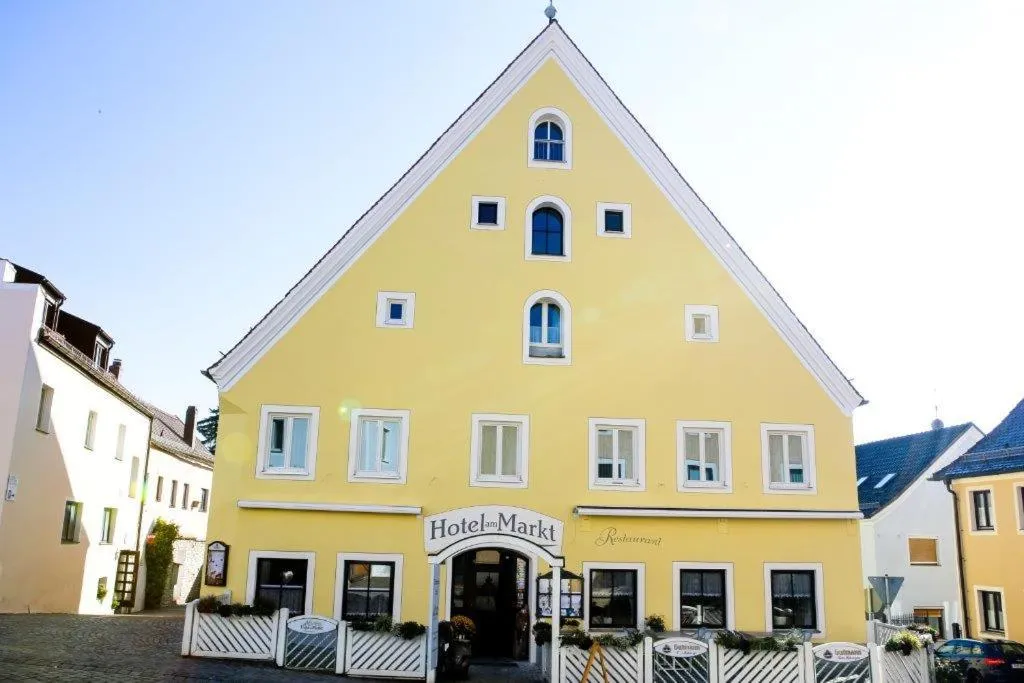 Property building in Hotel am Markt