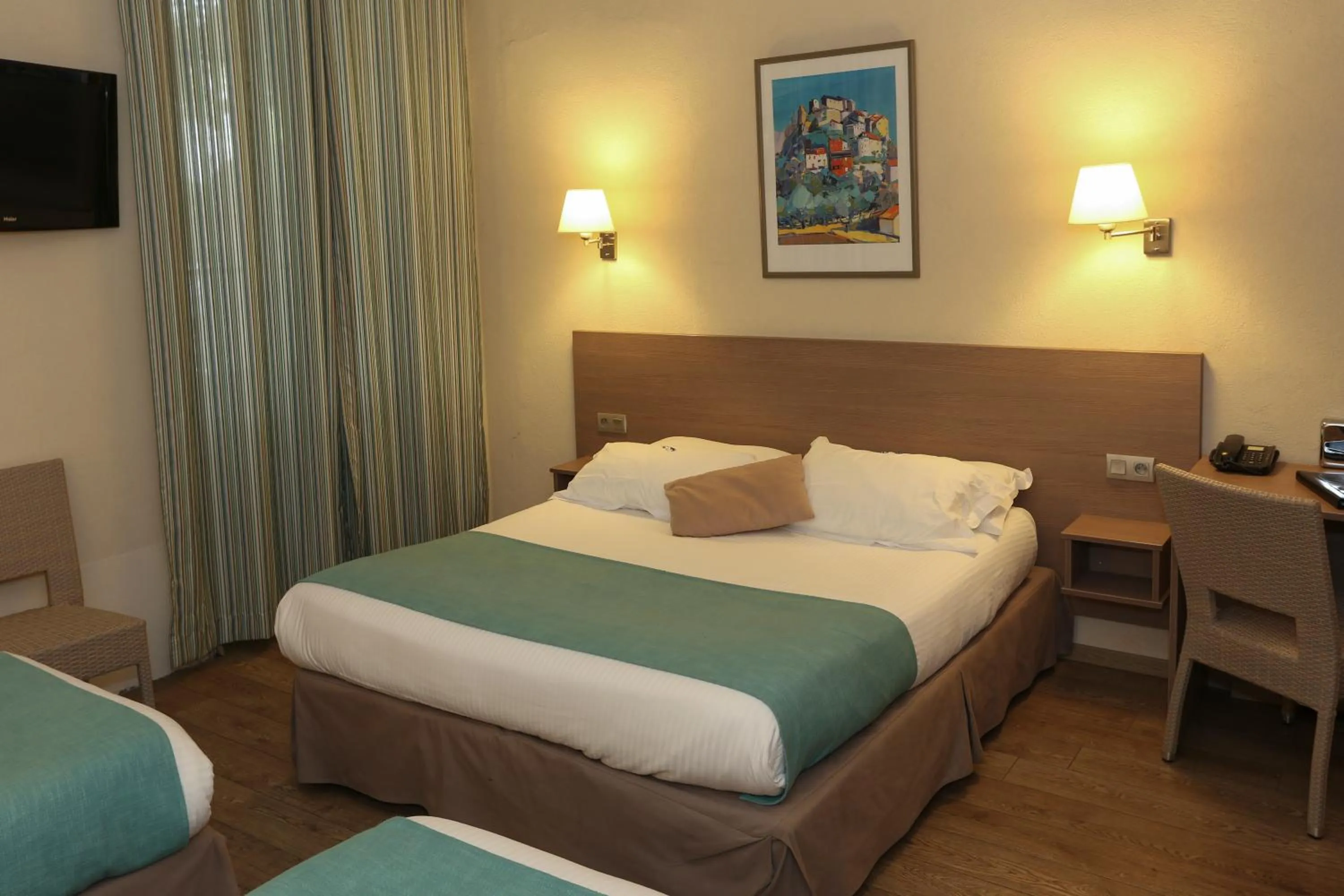 Bed in Hôtel Duc De Padoue