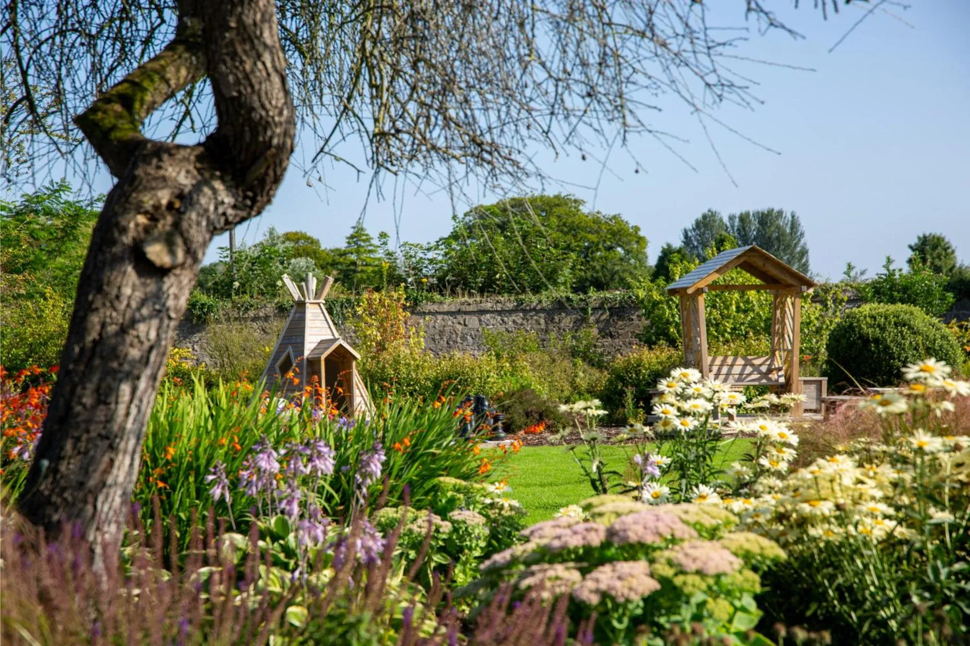 Garden in County Arms Birr