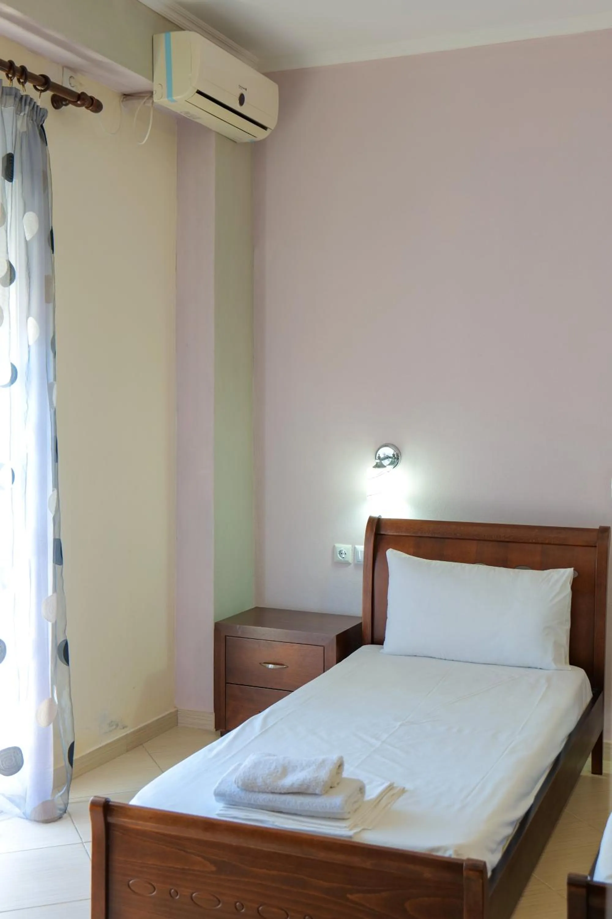 Bedroom, Bed in Hotel Chris