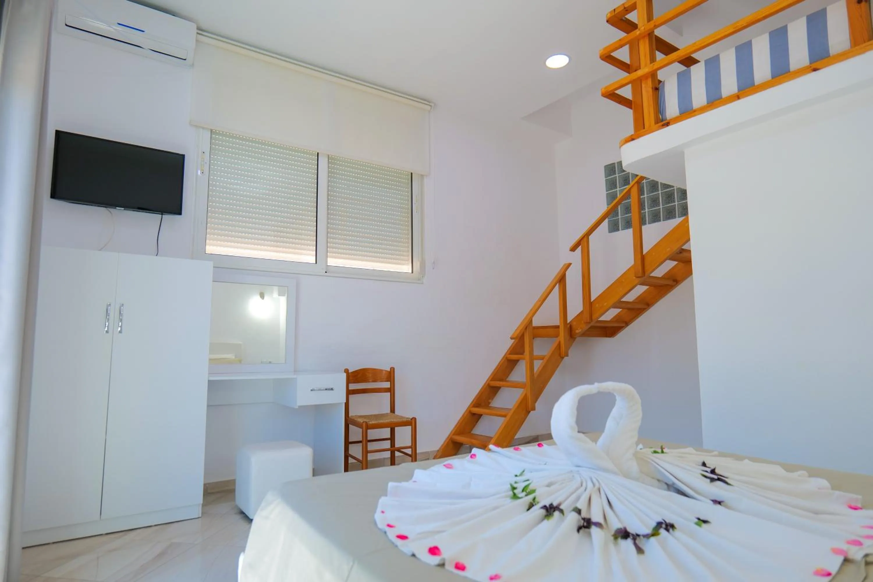 Bedroom in Hotel Chris