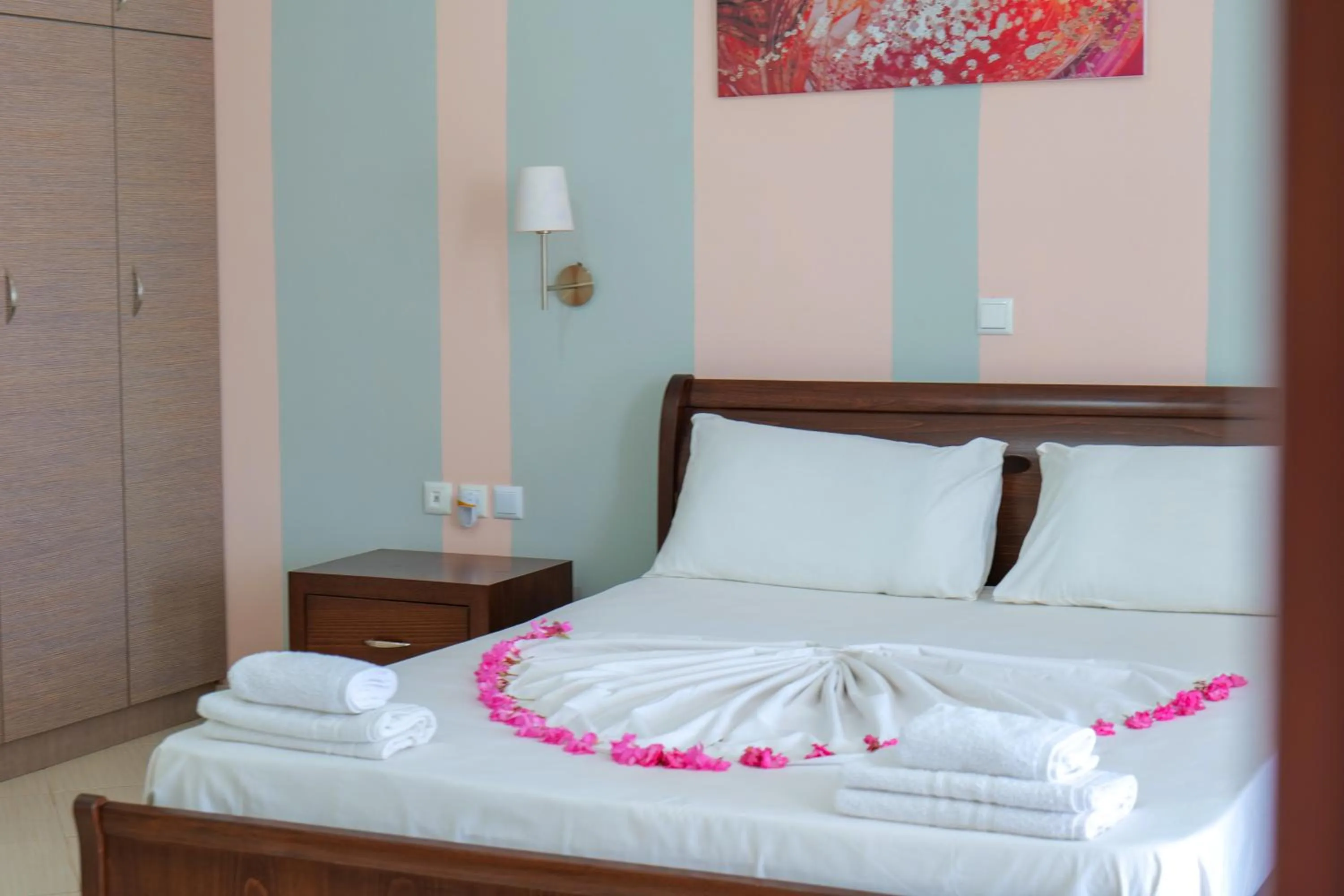 Bedroom, Bed in Hotel Chris