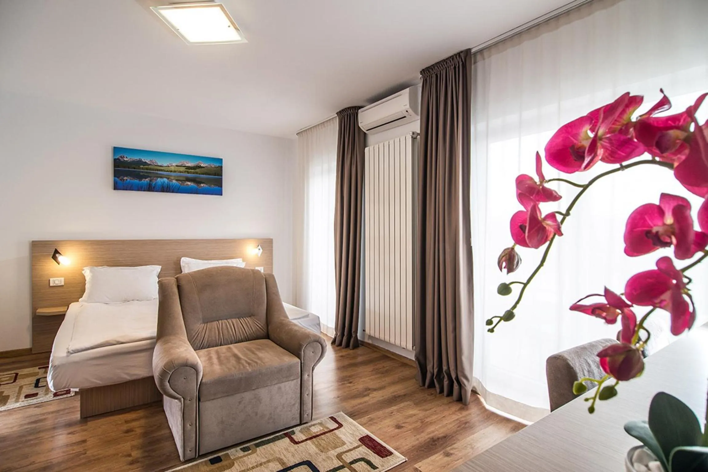 Nearby landmark, Bed in Residence iL Lago