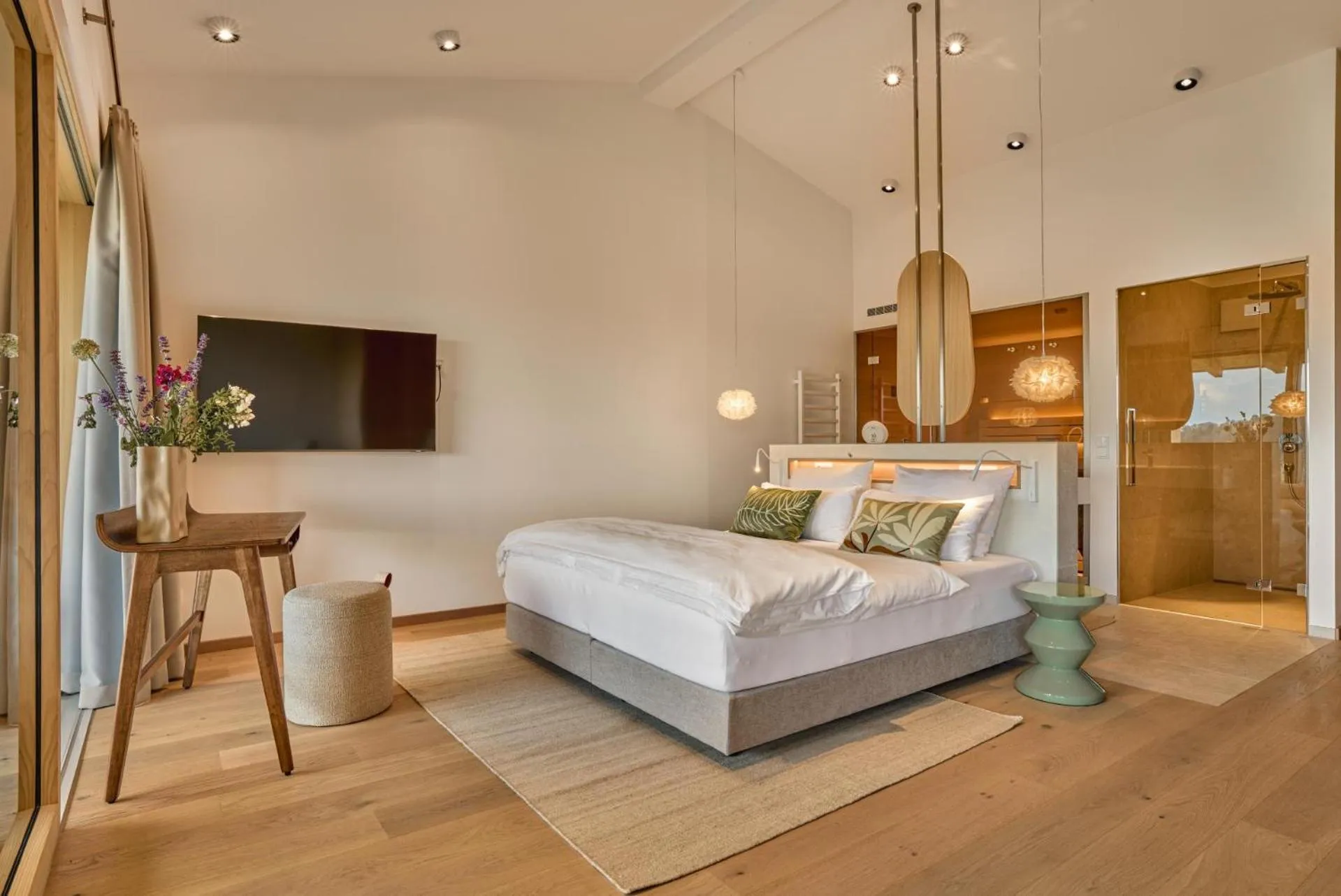 Photo of the whole room, Bed in ANETSEDER Landhotel, Lofts & Golf