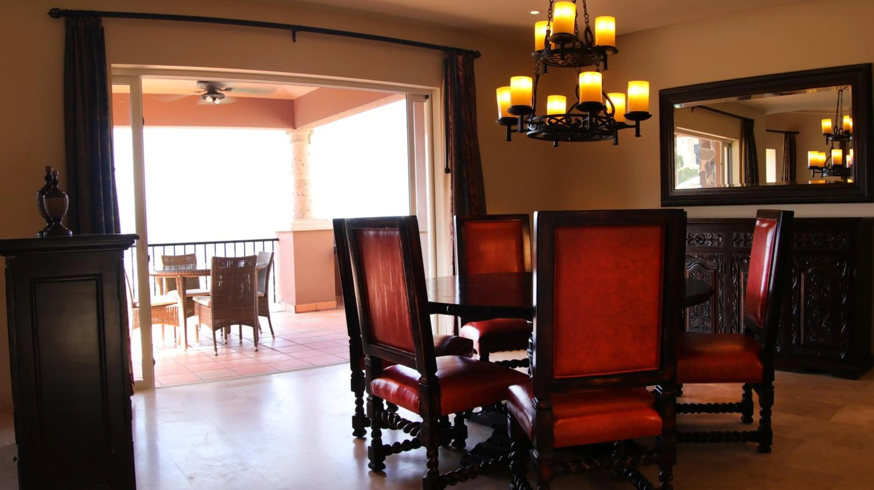 Dining area in Quivira Los Cabos Condos and Homes -Vacation Rentals