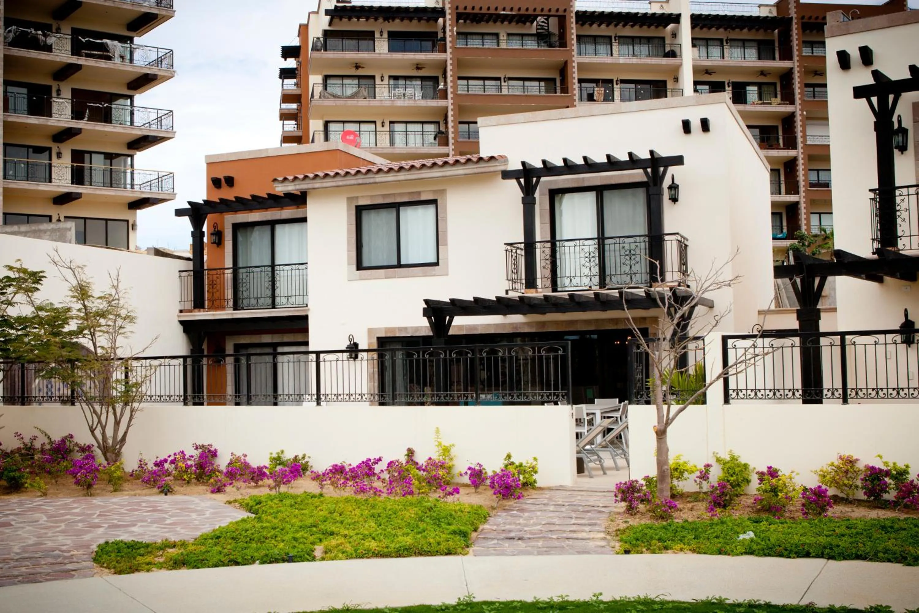 Photo of the whole room in Quivira Los Cabos Condos and Homes -Vacation Rentals