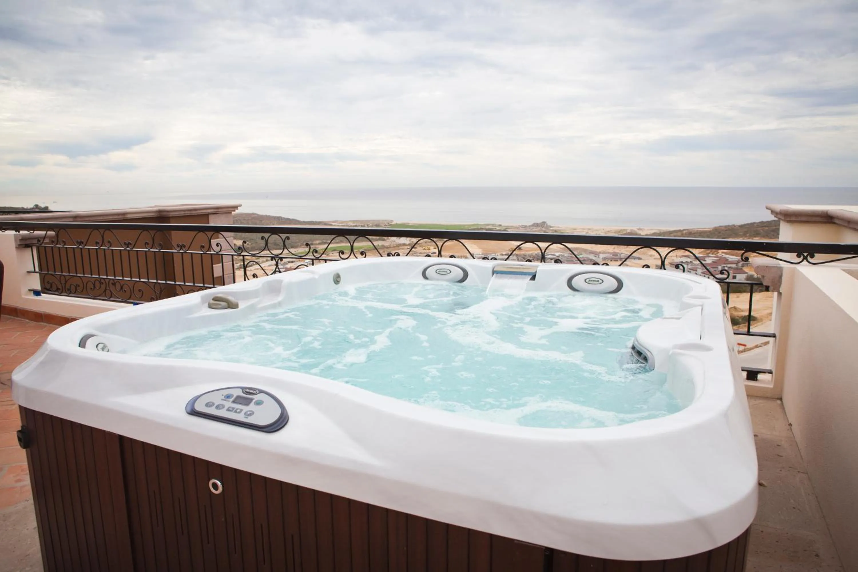 Hot Tub in Quivira Los Cabos Condos and Homes -Vacation Rentals