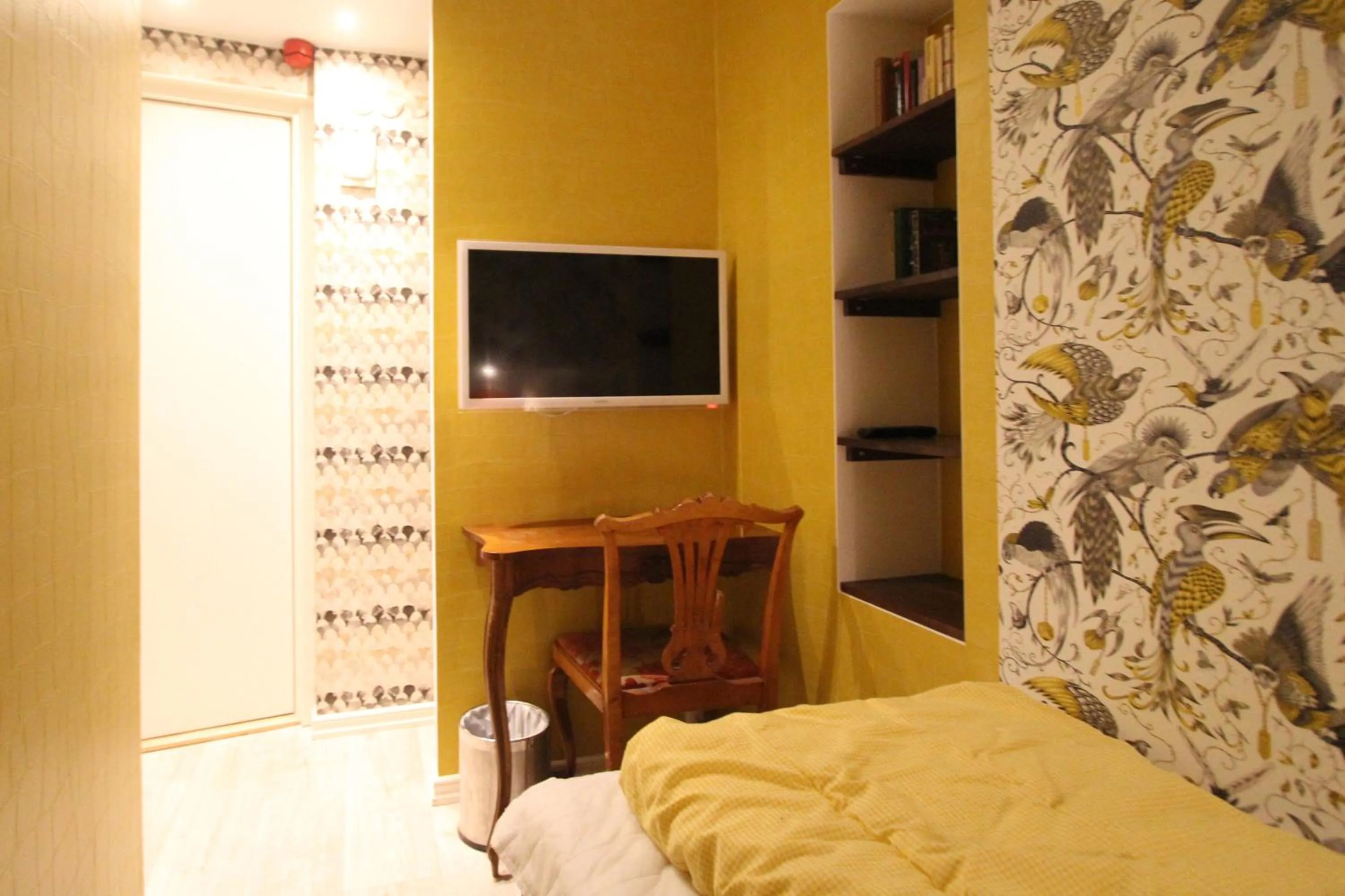 Photo of the whole room in Skanstulls Boutique Hostel
