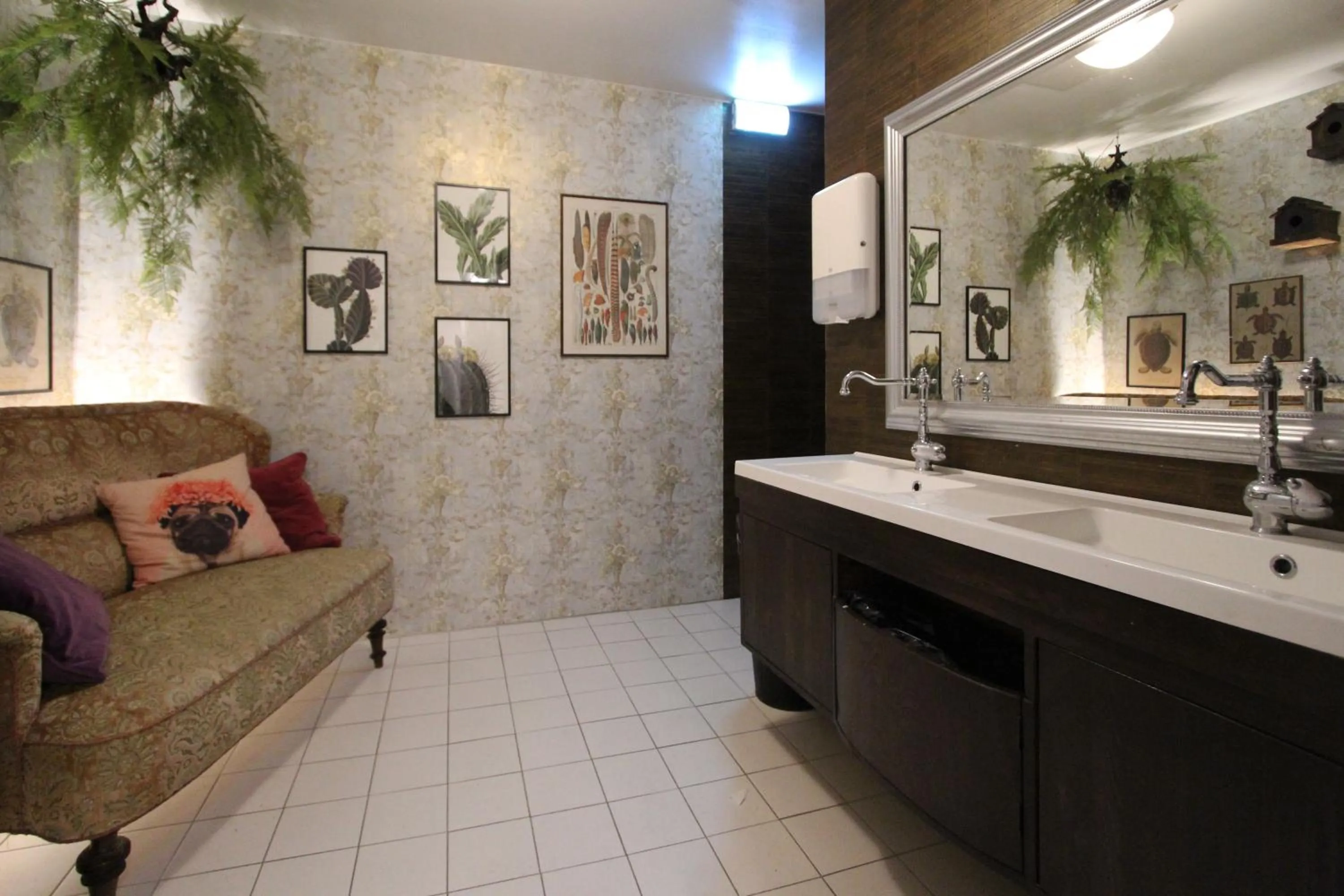 Bathroom in Skanstulls Boutique Hostel