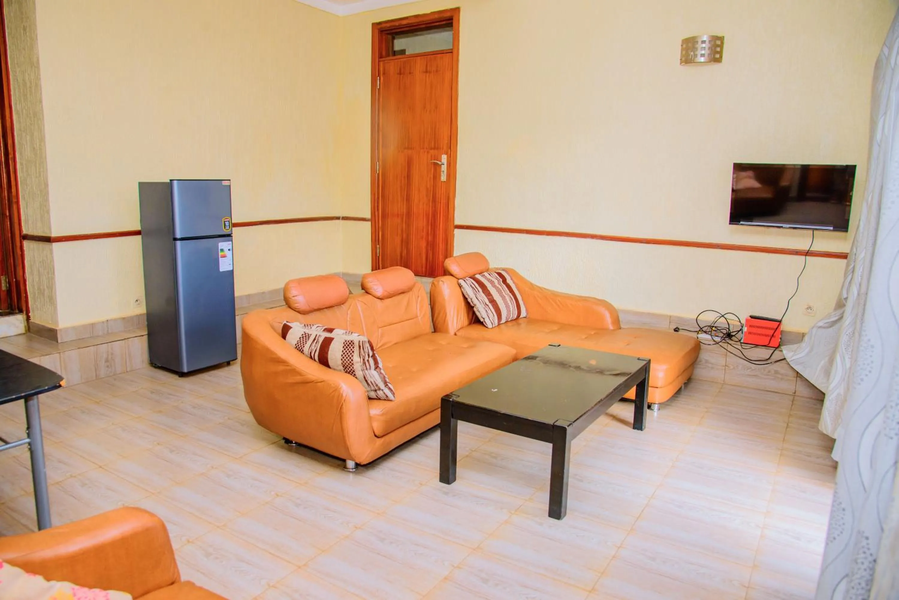 Diplomat Apartments