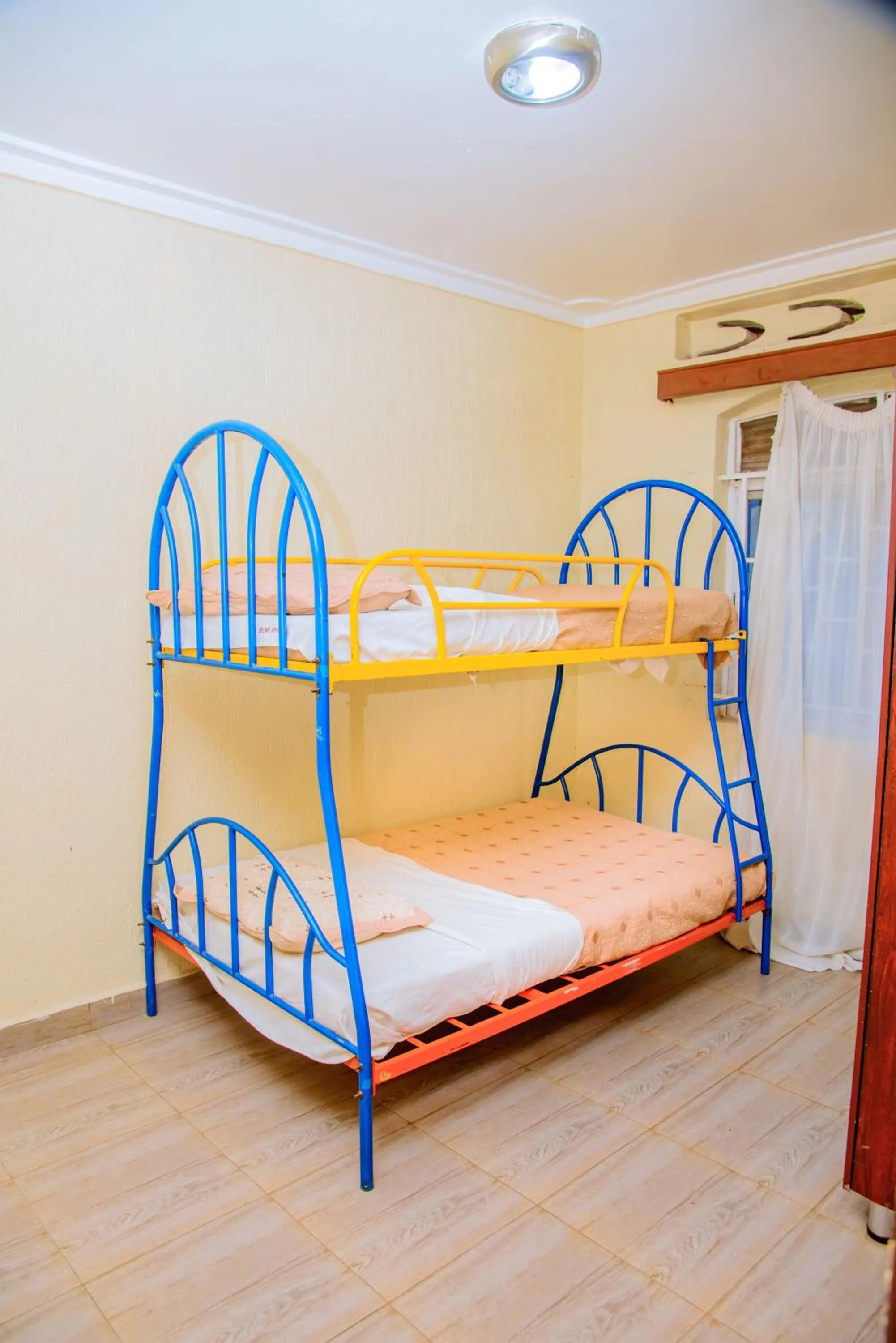 Bed in Diplomat Apartments