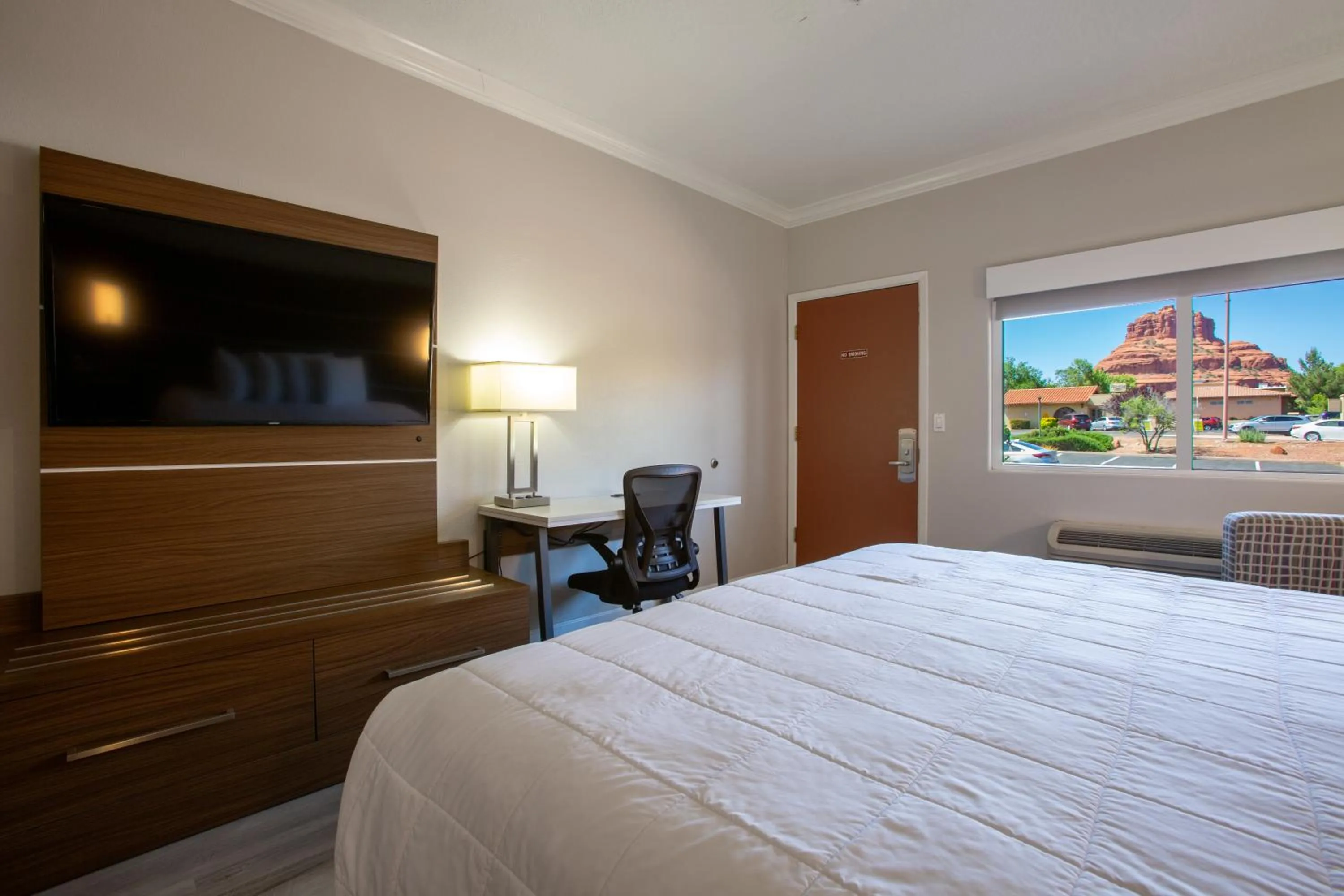 Bed in Wildflower Inn at Bell Rock