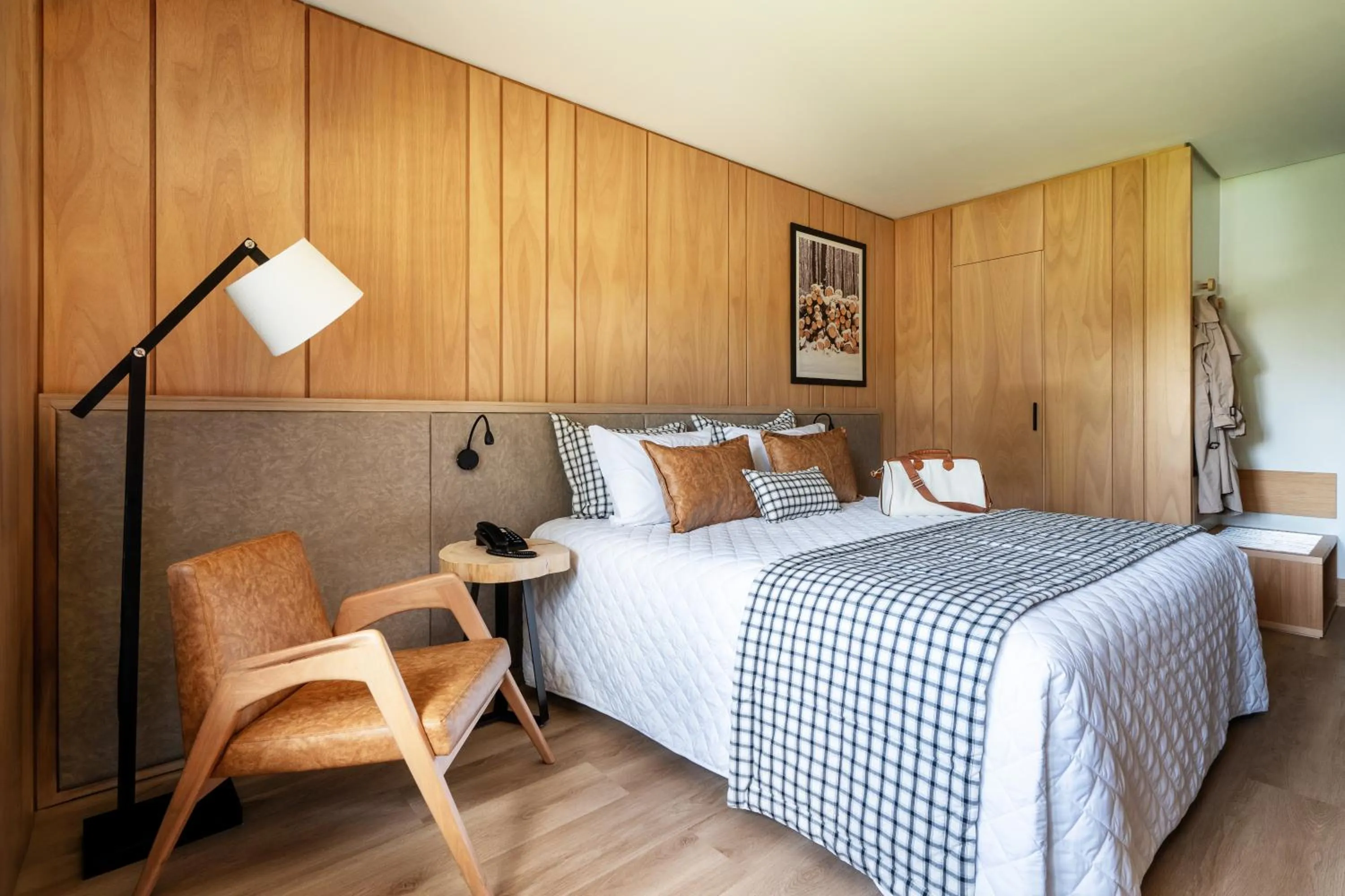 Bedroom, Bed in Hotel Alpestre