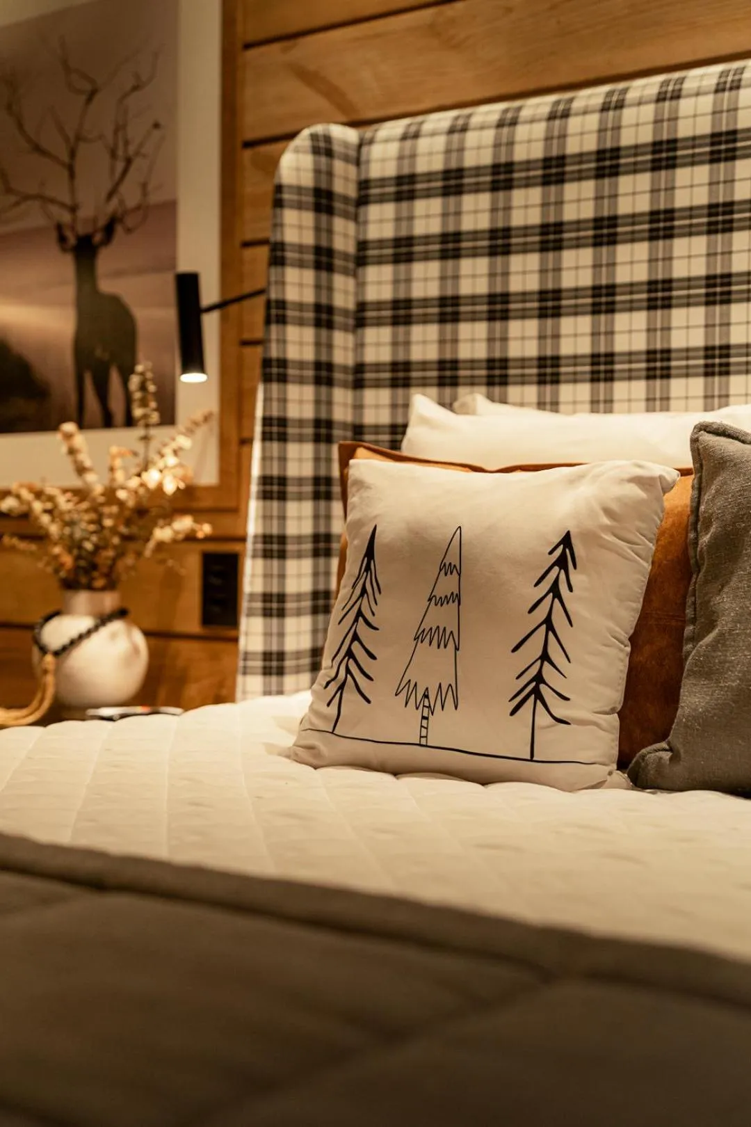 Bedroom, Bed in Hotel Alpestre