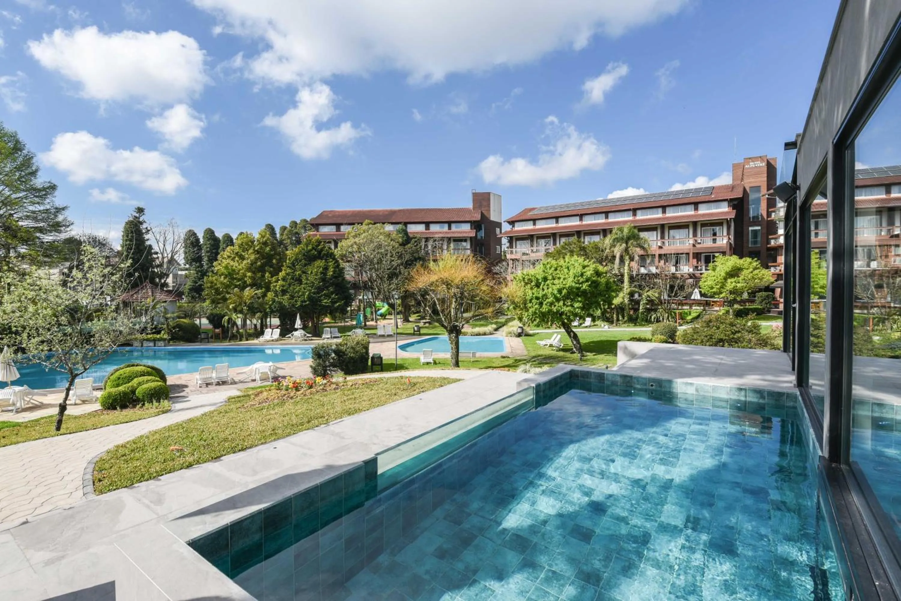 Swimming pool in Hotel Alpestre