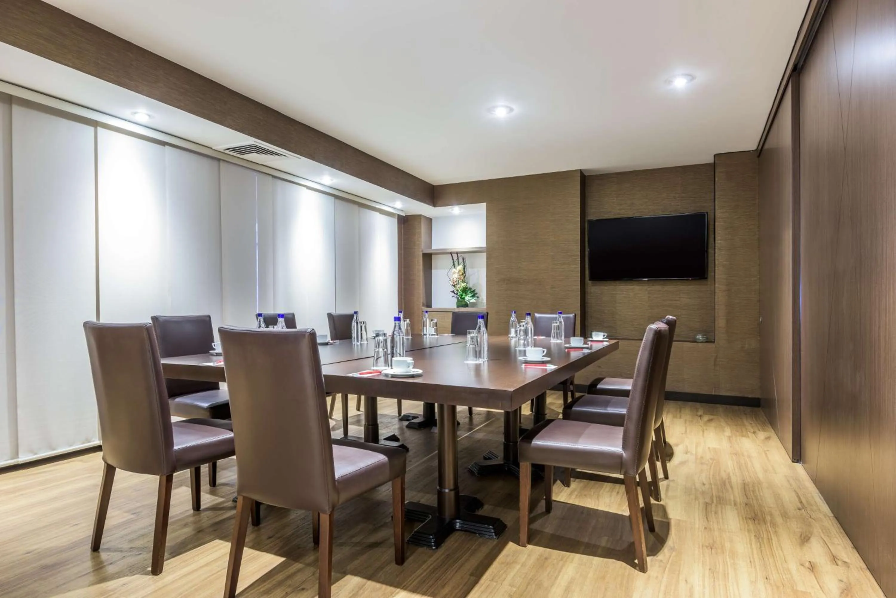 Meeting/conference room in NH Collection Bogota Andino Royal