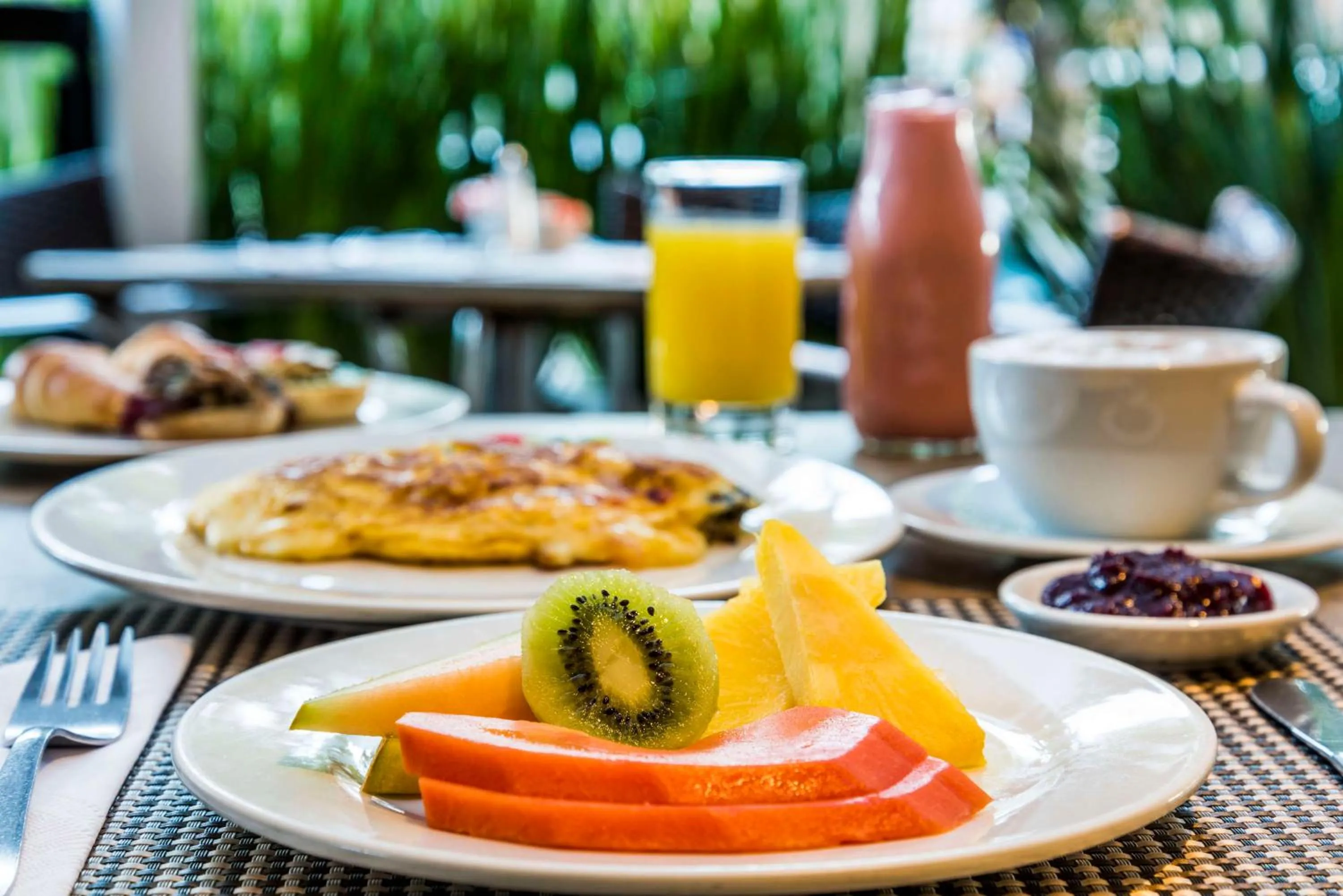 Food and drinks in NH Bogota Pavillon Royal