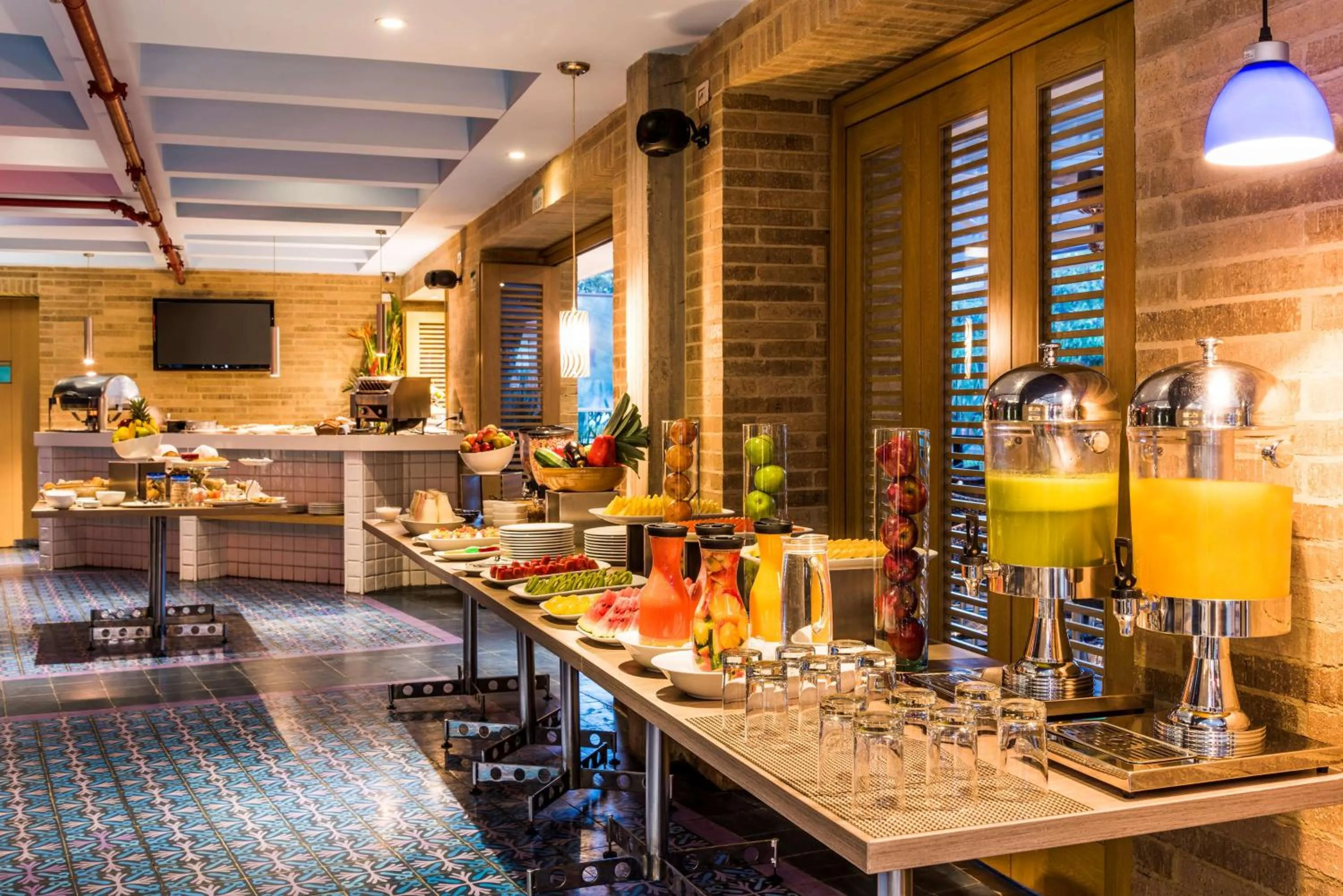 Breakfast in NH Bogota Pavillon Royal