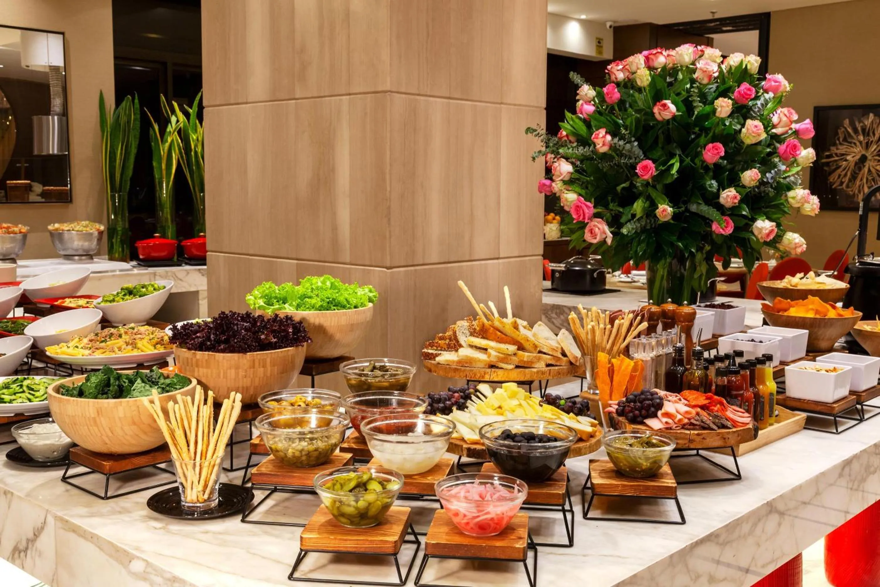 Restaurant/places to eat in NH Collection Bogotá Royal Teleport